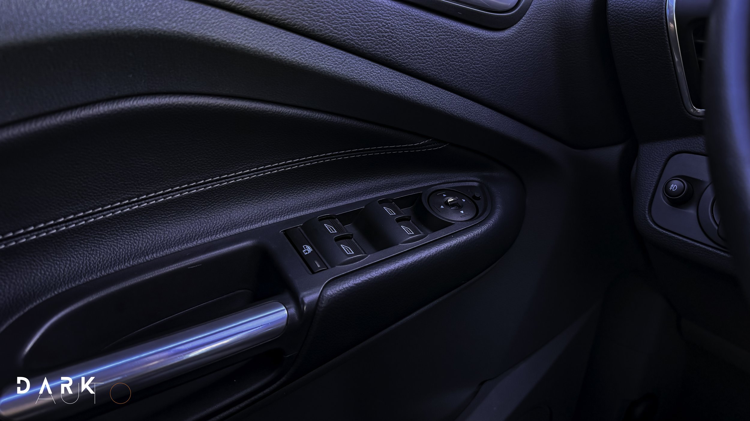 FORD C-MAX-86.jpg