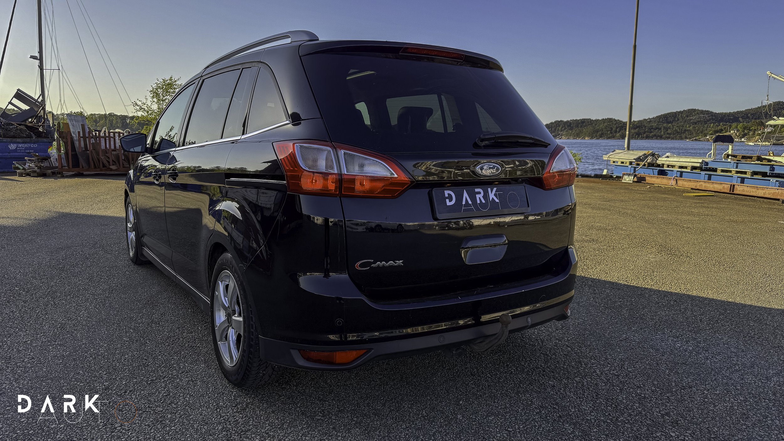 FORD C-MAX-70.jpg