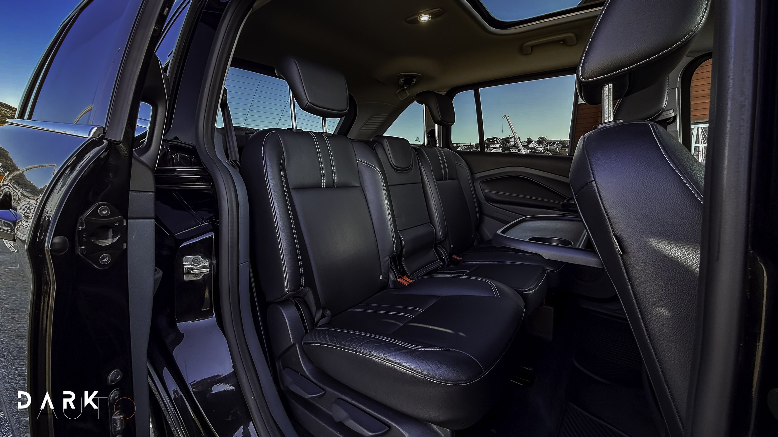 FORD C-MAX-80.jpg