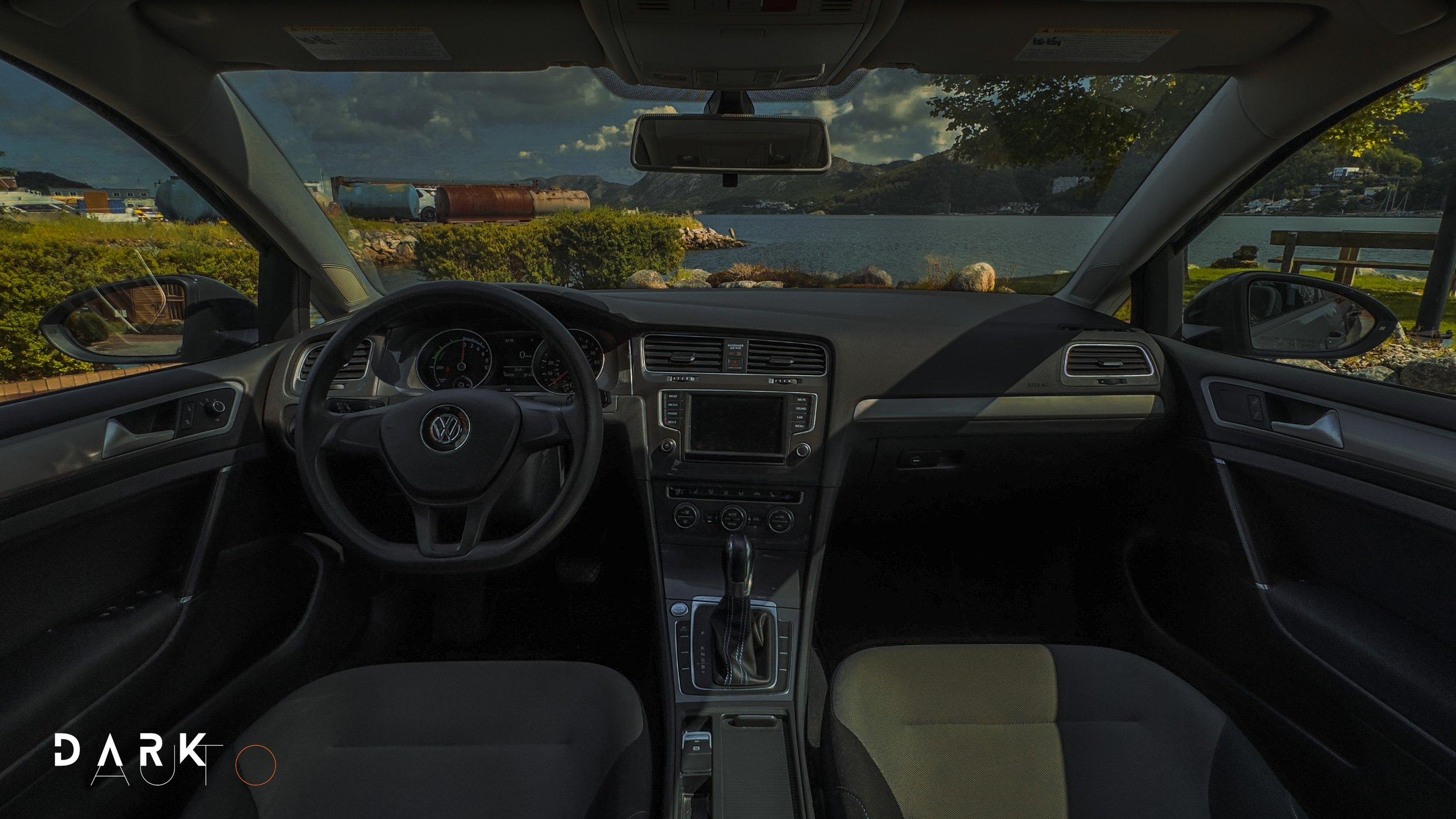 VW GOLF-40.jpg