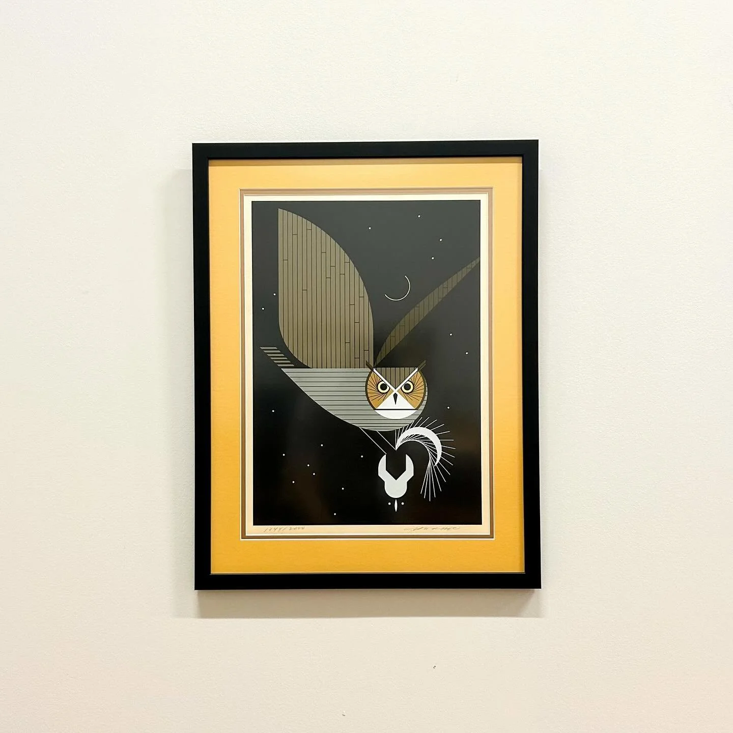 Pfwhoooooooooo! (yes, that&rsquo;s really the name) by Charley Harper. Signed and numbered serigraph that was framed to perfection by @frugalframer and is ready to hoot its way into your heart. My mom introduced me to Harper years ago, and that spark