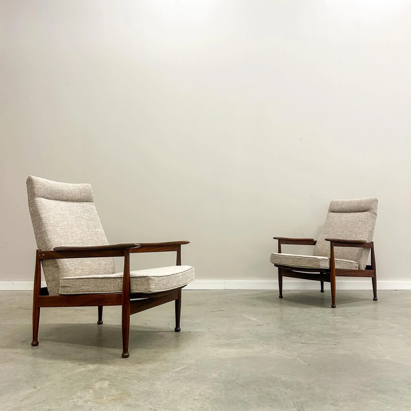 SOLD. The matching couch may have sold, but these Guy Rogers Manhattan lounge chairs aren&rsquo;t done turning heads. They feature solid walnut frames and four recline positions, and are so ready to impress on their own.

27.25&rdquo; W x 34.5&rdquo;