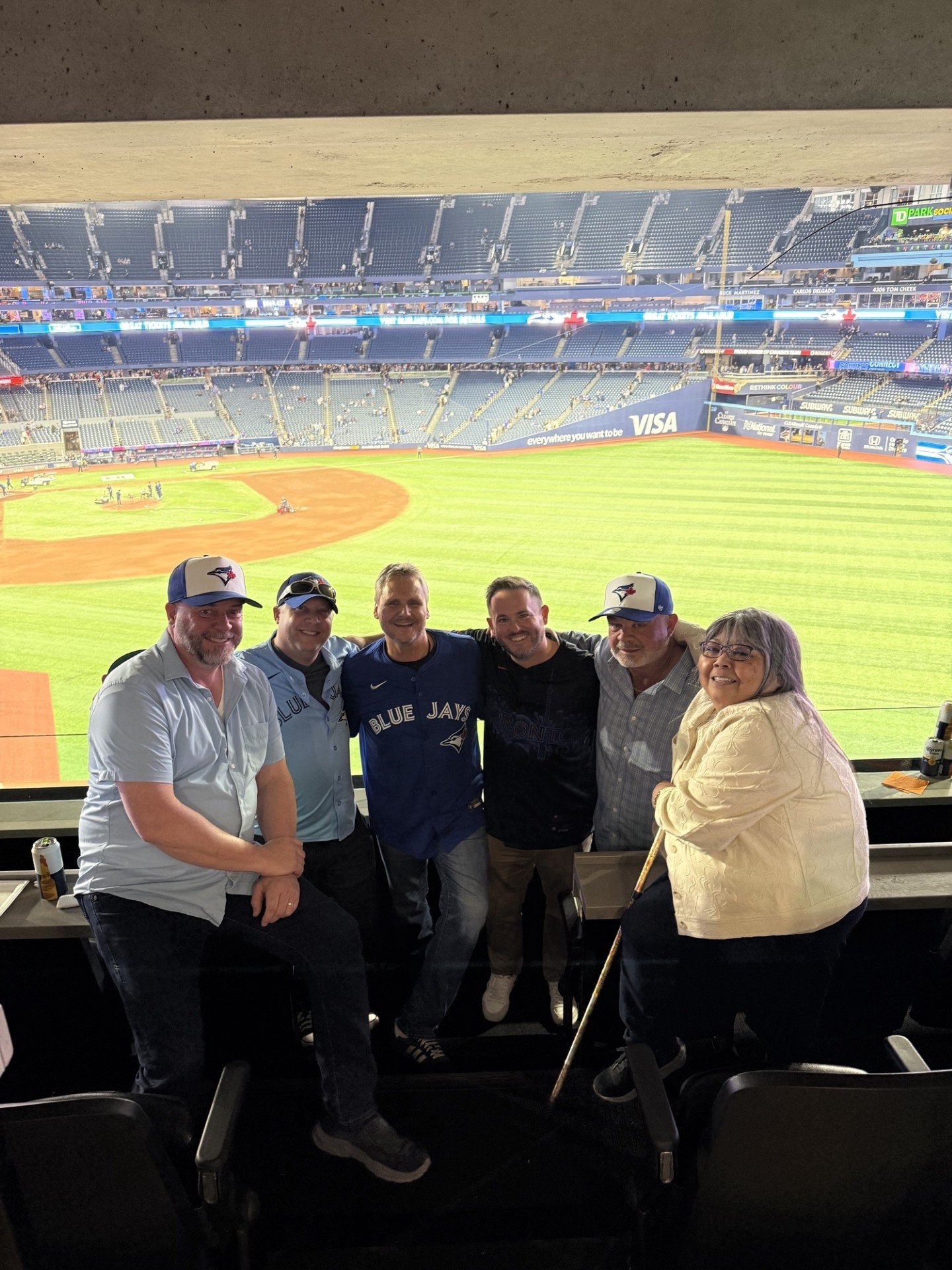 MBTW attended a ballgame last week! ⚾ A great evening of connecting with industry peers, catching up with familiar faces and enjoying the Jays.

Thank you to Maglin for hosting such a memorable evening!

#Maglin #BlueJays #Networking #MBTW