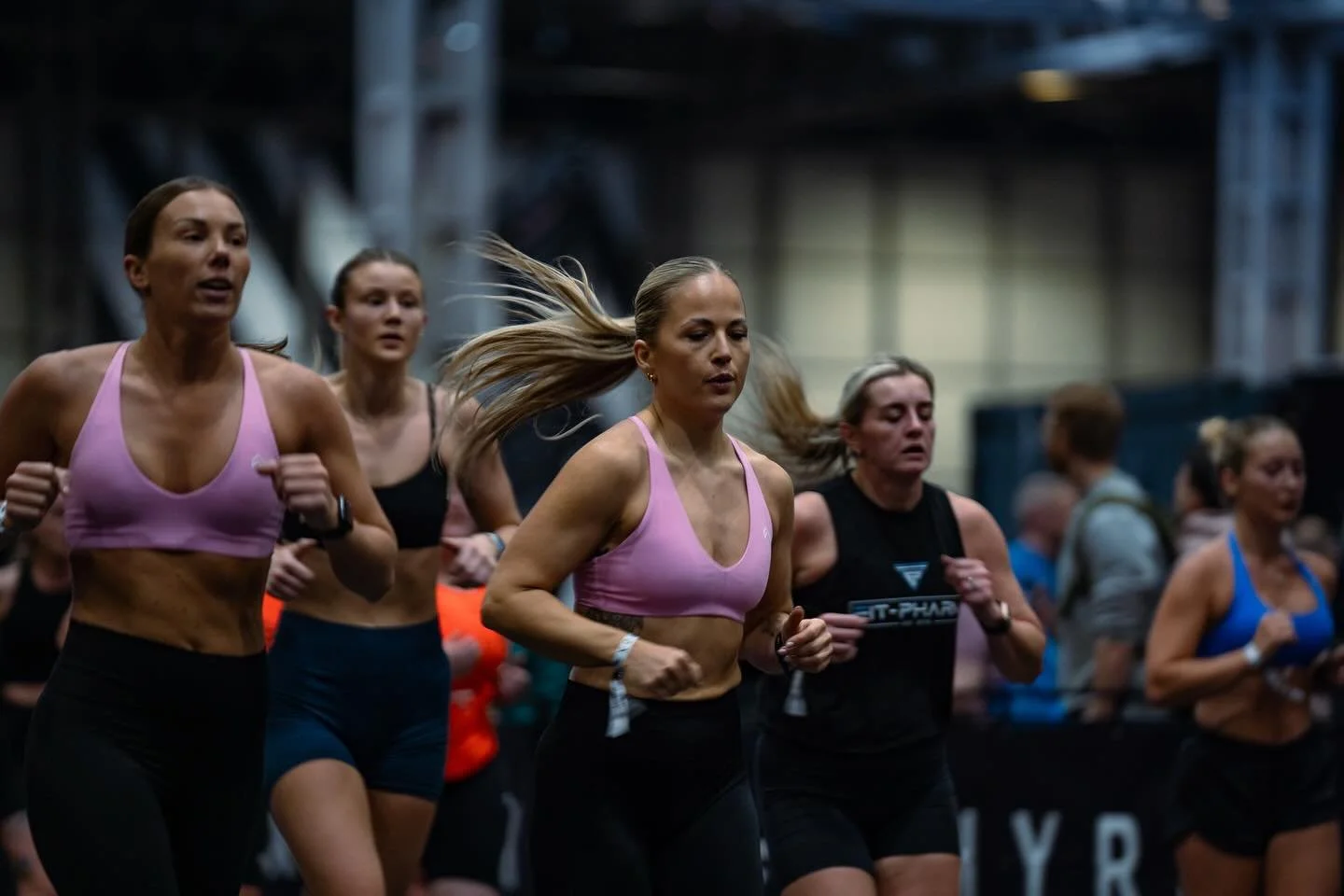 📸 ACTION SHOTS - a whole whirlwind of emotions 😅
MISSION - BRING BETTER 💭 After what we’ve achieved already & how much stronger I was going into this race, I know my coach will push me to bring more. Beyond ready to DIG let’s go g