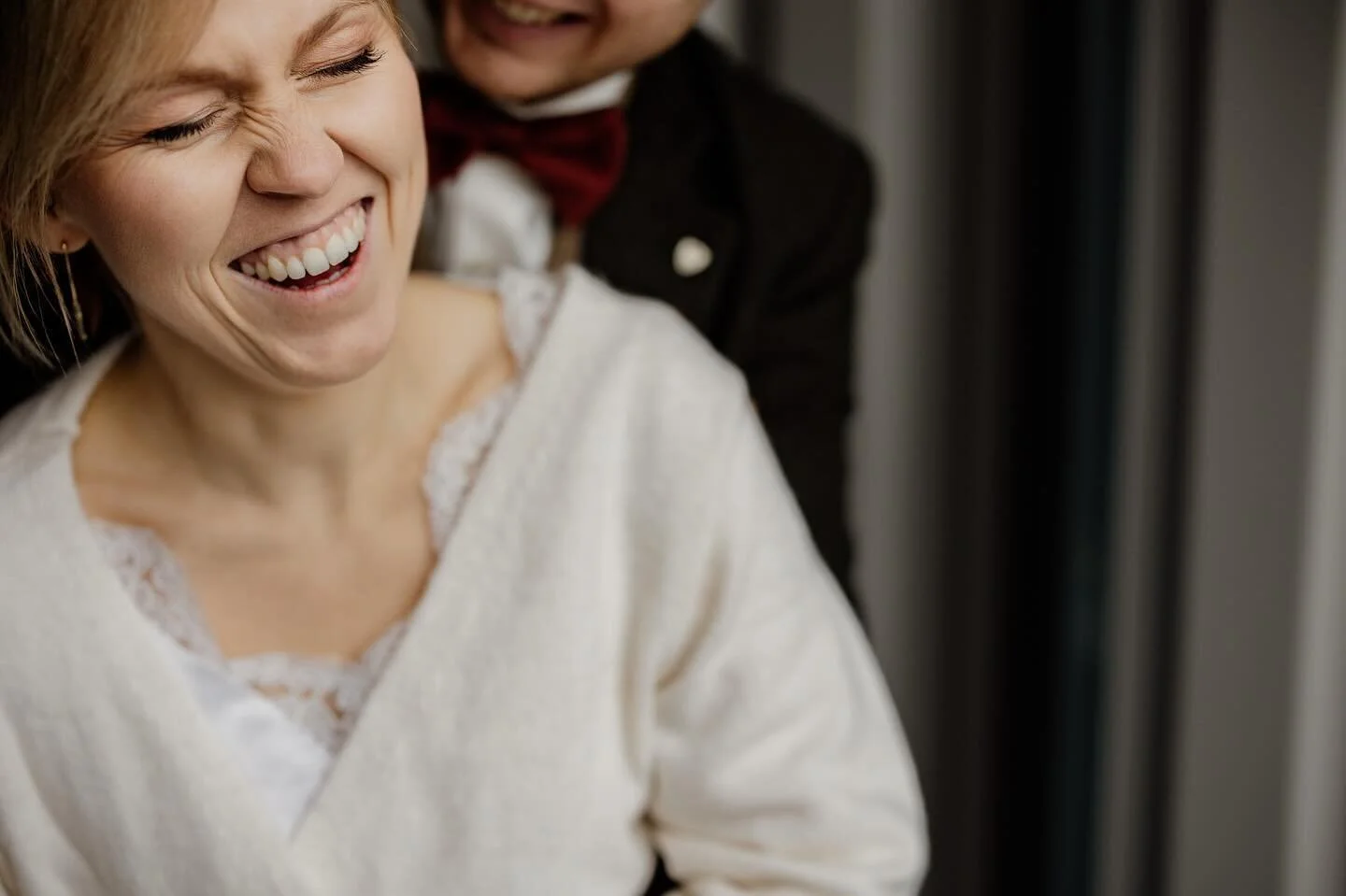 En dit, dames en heren, is dan wat ne man die flauwe dadjokes in uw oren fluistert, kan doen met ne mens 😌

#trouwfotograaf #trouwfotografie #huwelijksfotograaf #verloofd #bridetobe #theweddinglegends #wedding #trouwenin2025 #trouwenin2024 #iktrouwb
