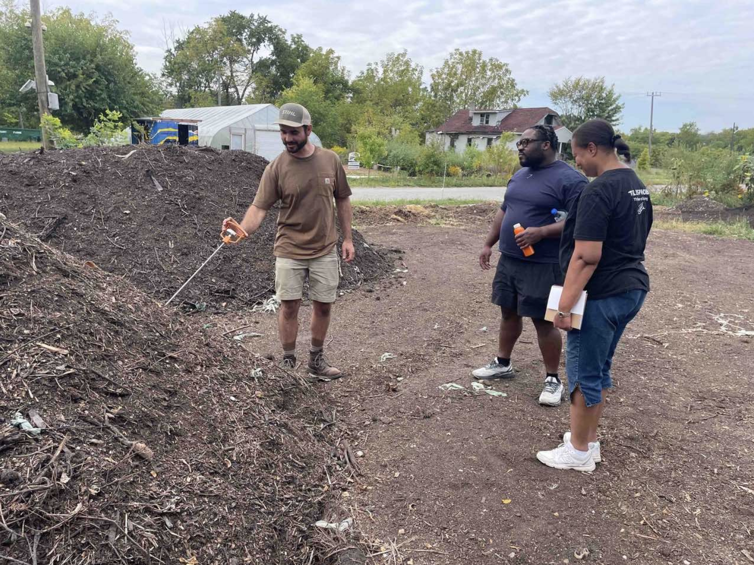 Composting project empowers Detroiters to reduce food waste, protect the environment