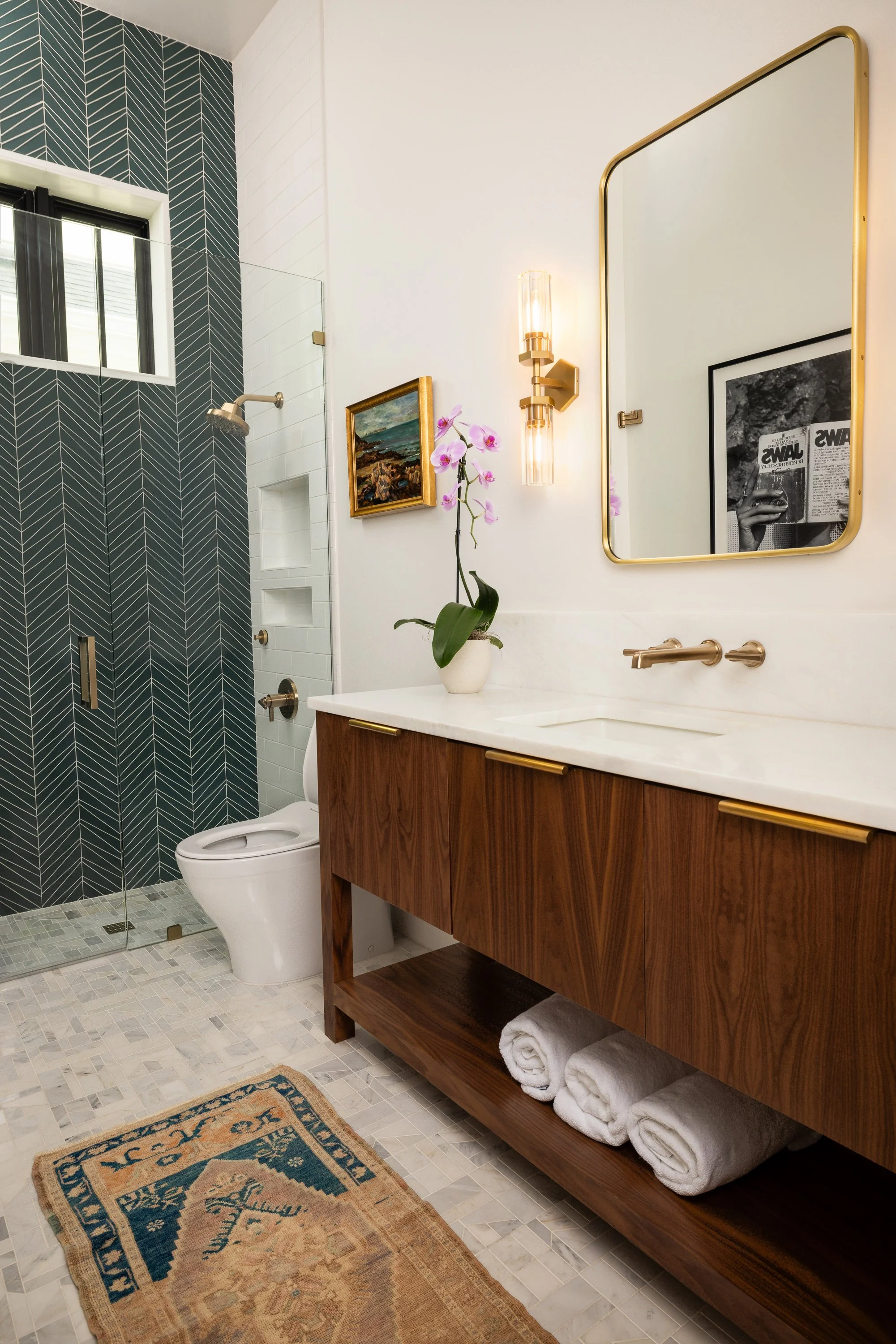 BaldwinHouse_GuestBath_0115_HDR_EDIT0133.jpg