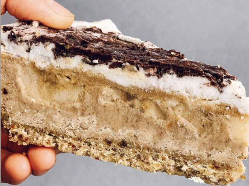 Raw Banoffee Banana Cream Pie