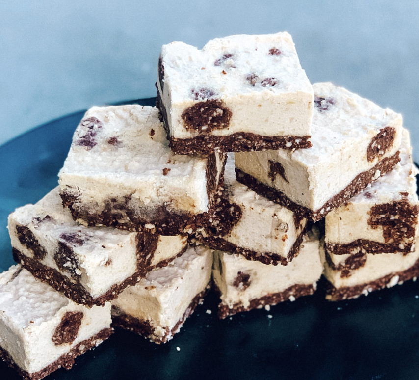Raw Cookies and Cream Cheesecake — Cake or Bars