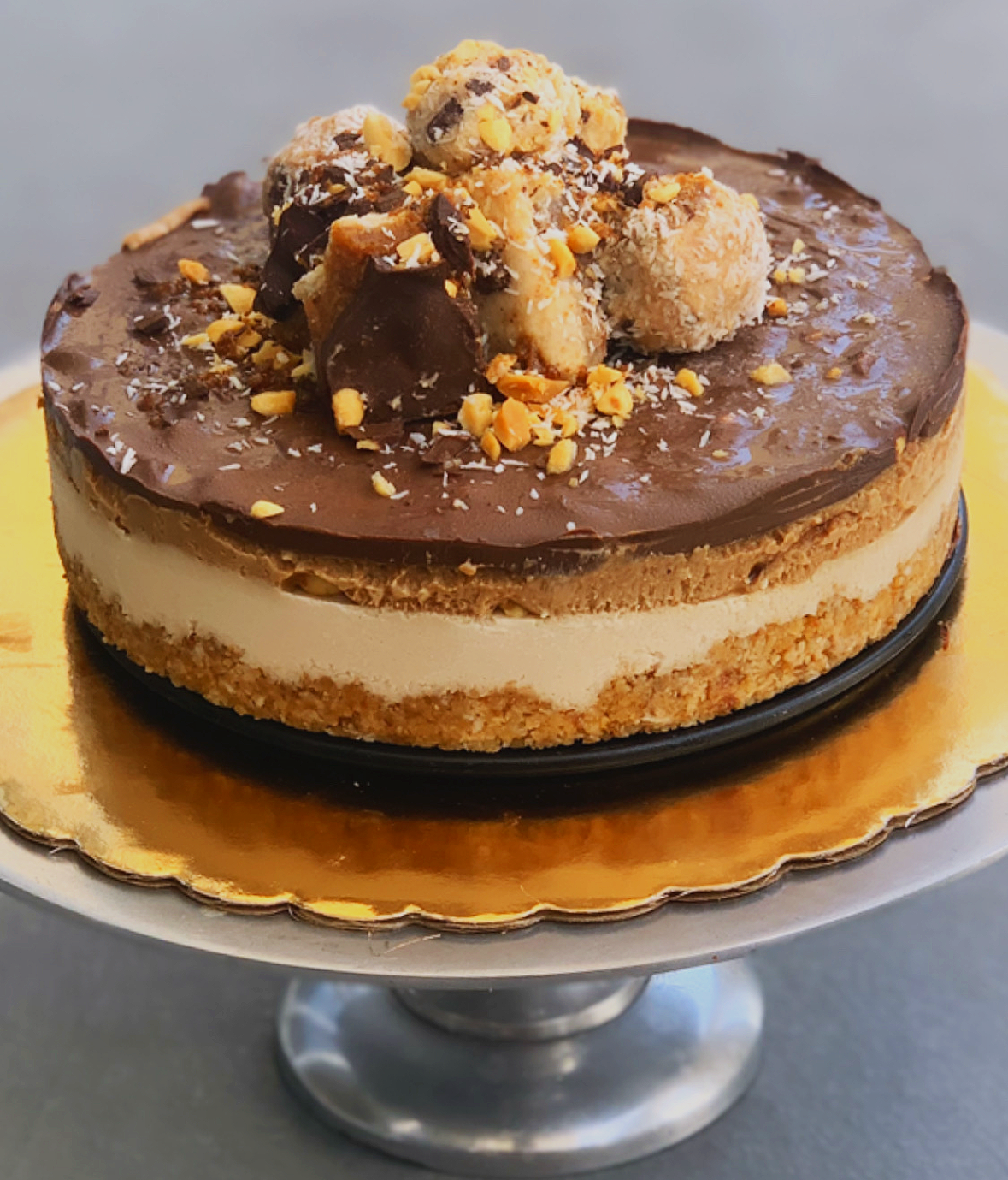 Raw Snicker’s Cake