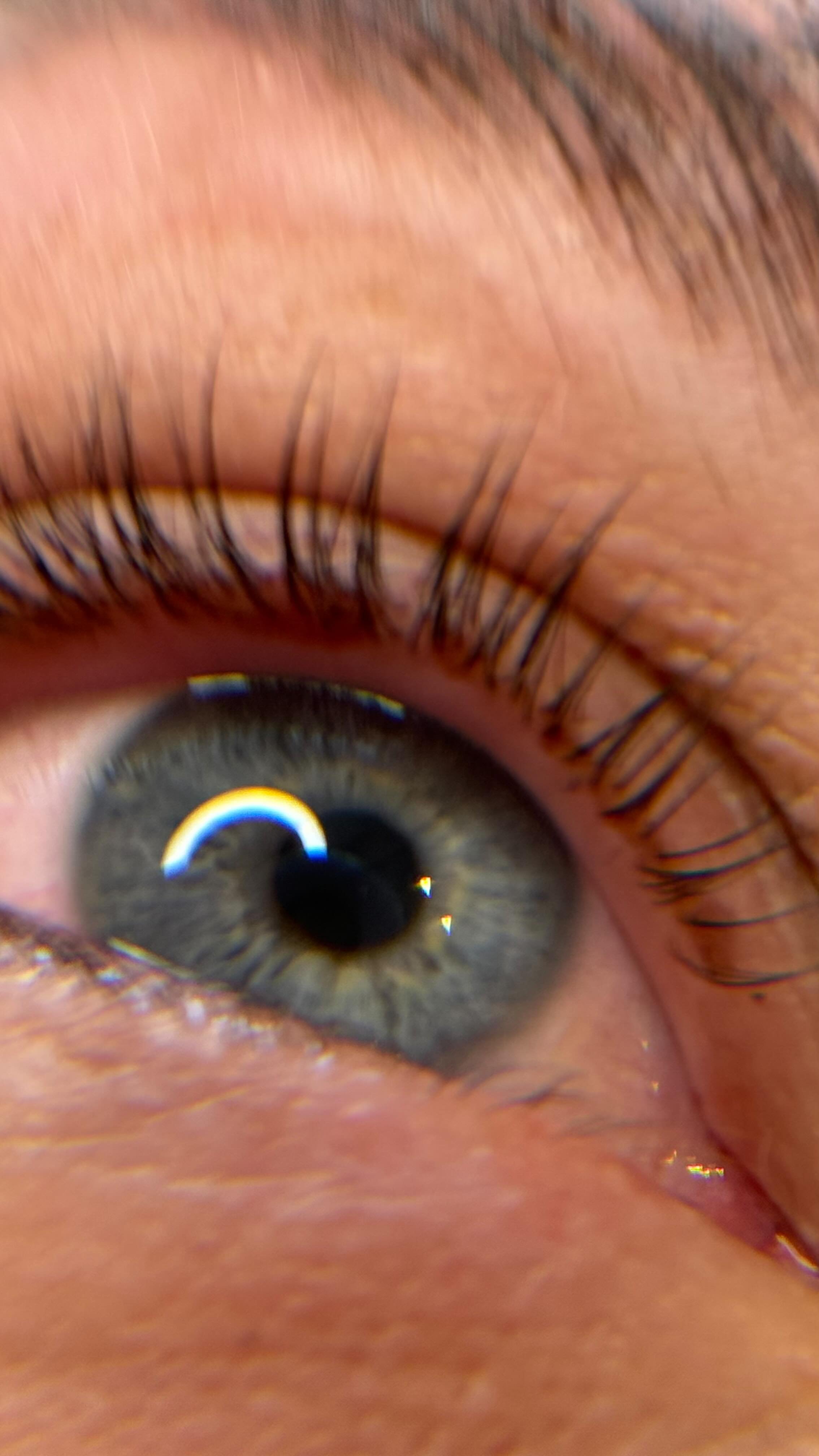Lash lift myths you may have heard 🤭
1. “Do not get them wet before 24 hours otherwise it will affect the lash lift” WRONG you can absolutely get them wet, we just say avoid sauna or steam rooms for the tint, as this may affect the long