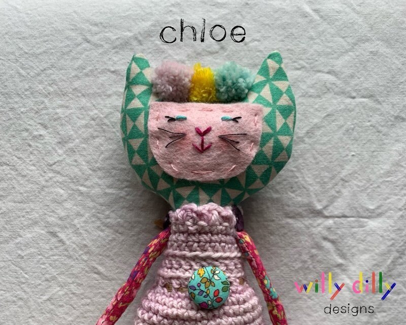 It&rsquo;s Chloe&rsquo;s time to shine!  She is wearing a hand crocheted sleeveless top with a corset tie in the back.  Paired with her favorite bloomers, Chloe&rsquo;s fashion sense is complementary clever. 🩷💚 🔗in bio to see the entire &ldquo;You