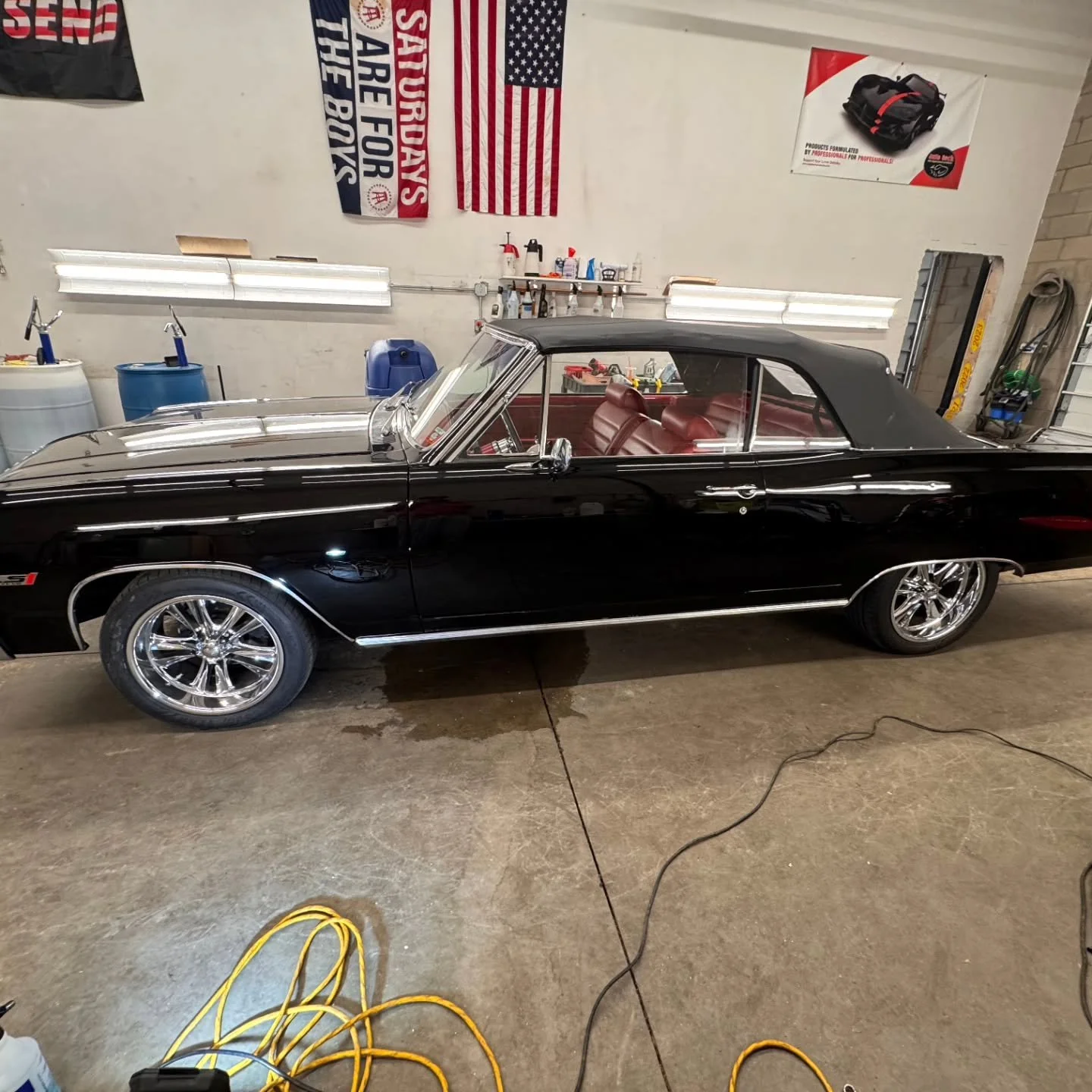 Multiple step correction on this Malibu. Making the Wow Factor great, 1 Black Classic at a time!
#fypage #detailingworld #detailersofinstagram #malibu #chevroletmalibu #americanmusclecars #paintcorrection