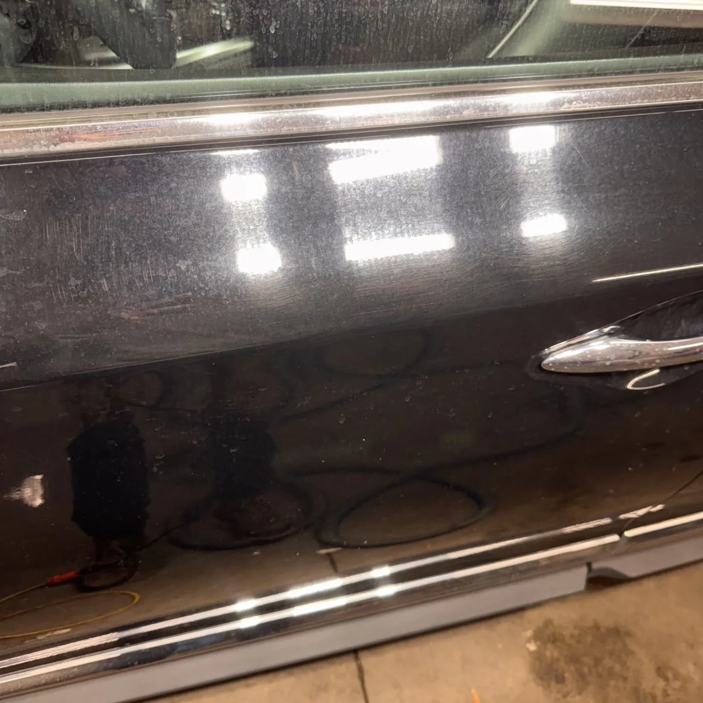 Waterspotting ruins the appearance of your paint and the ability to shed additional water off the surface. Not a problem for The Wow Factor! Our team brought this 10 year old black paint back to life!
#detailersofinstagram #waterspotremover #detailin