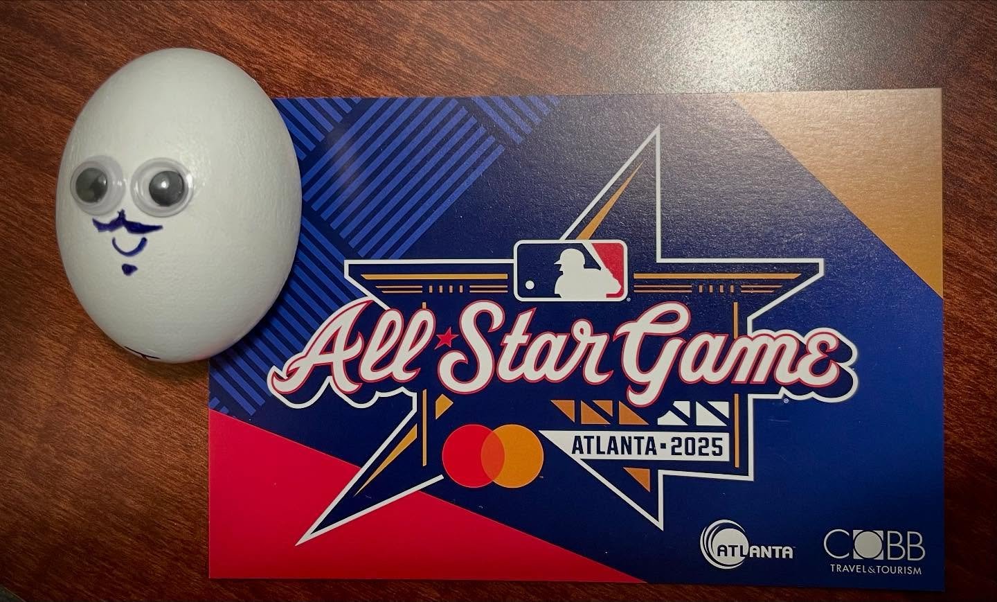 Where are our baseball fans?? Lucky #jontheegg is heading to the game. @truistpark Who are you excited to see tonight? #thewonderingeggs #allstar #allstargame