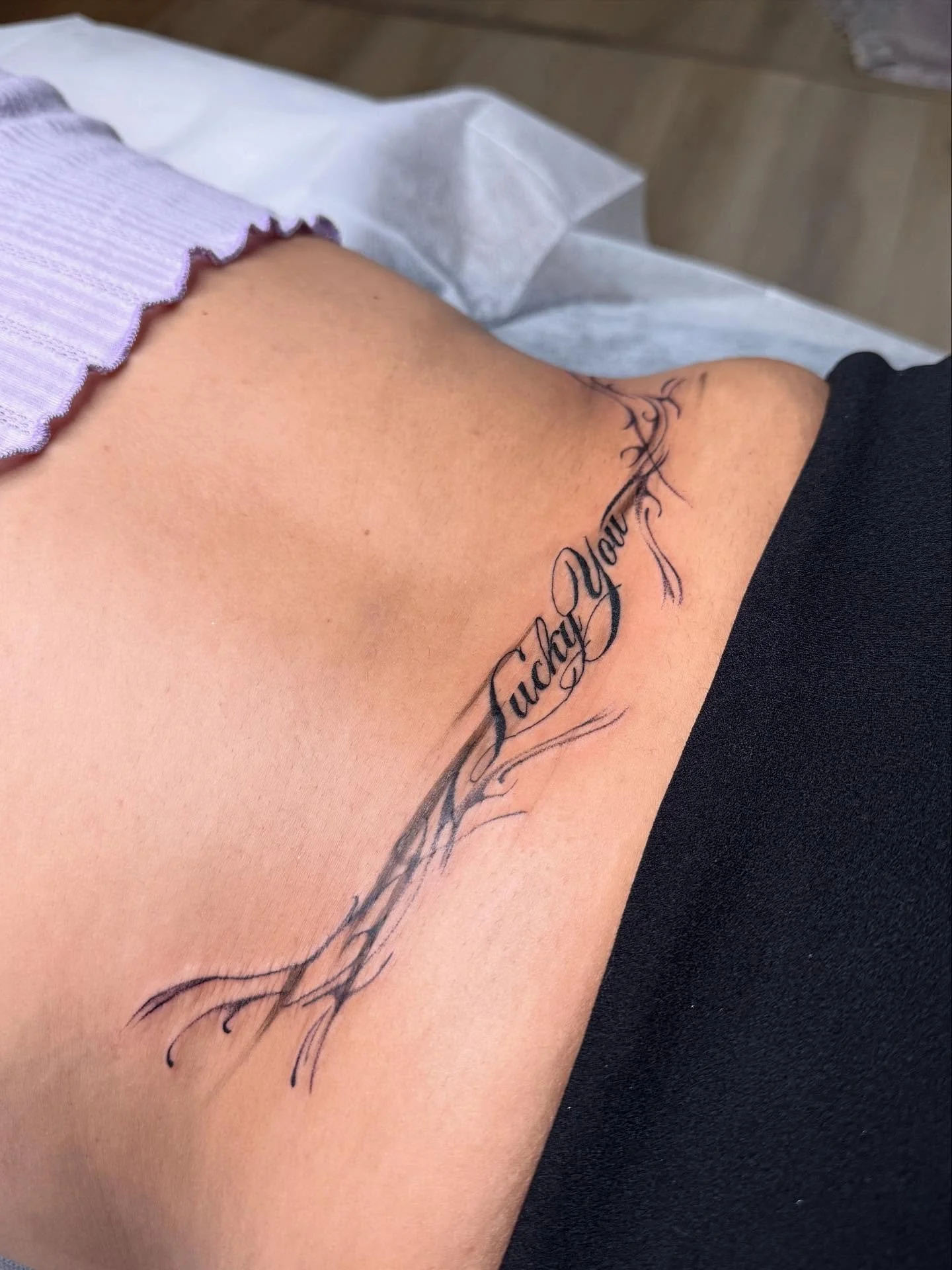 Was a bit swollen after we finished so doesn&rsquo;t look as smooth still so obsessed!!! More back pieces pleaseeeeee I&rsquo;m on my knees practically begging 
.
.
.
.
.
.
.
#chicago #chicagotattoo #trampstamp #qttr