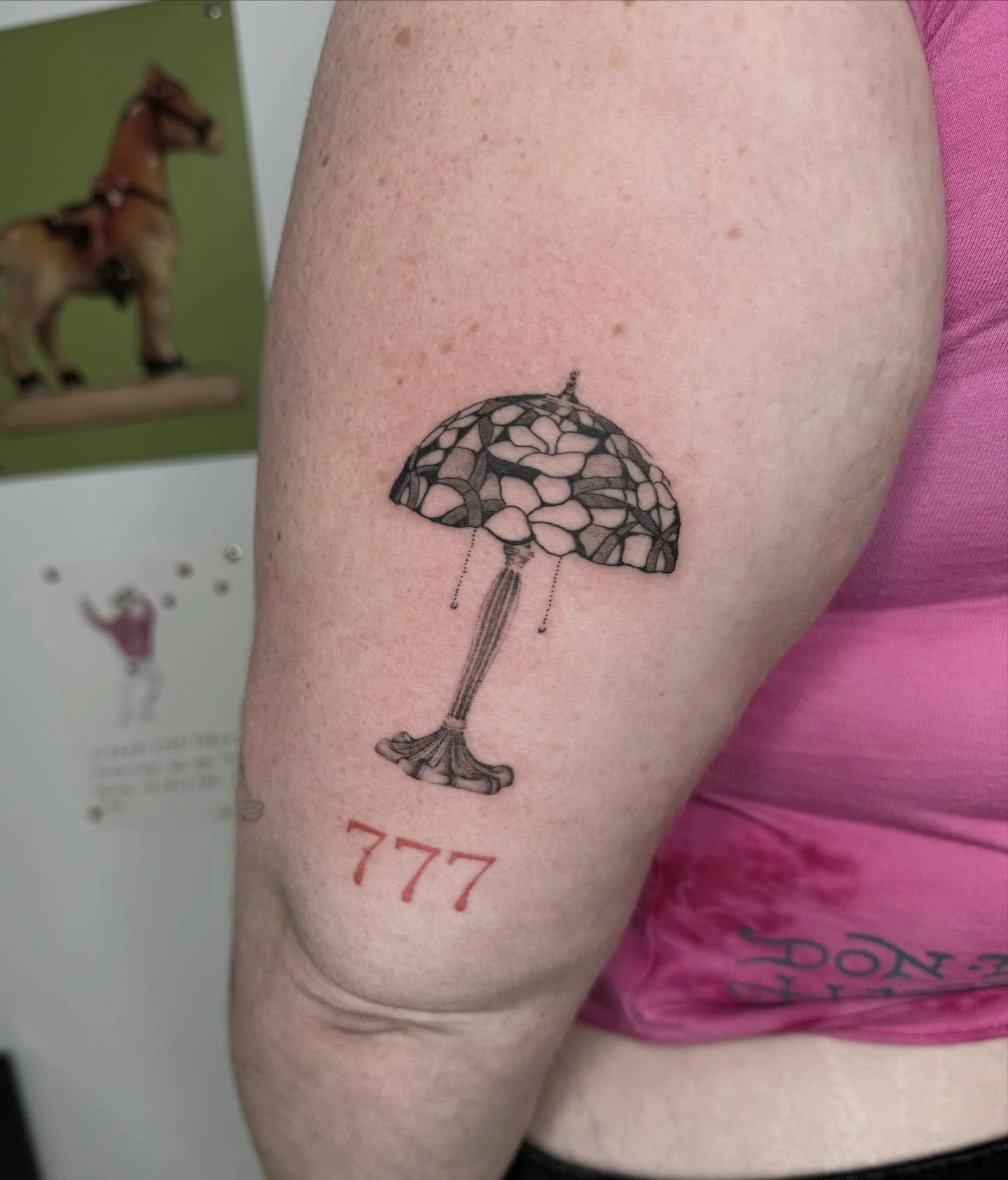 More lamps please!!! 
.
.
Booking Chicago for the rest of the year and NYC Dec 2-6
.
.
.
.
#chicagotattoo #nyctattoo #illinoistattoo #lamptattoo