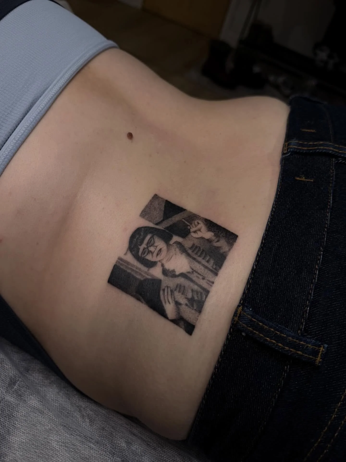 One of the most iconic tattoos up to date 
.
.
Booking February-May. Fill the link out in my bio. If you have been waiting for a response from me I&rsquo;ve fixed my message bug! 
.
.
.
.
#chicagotattoo #illinoitattoo #nyctattoo #qttr