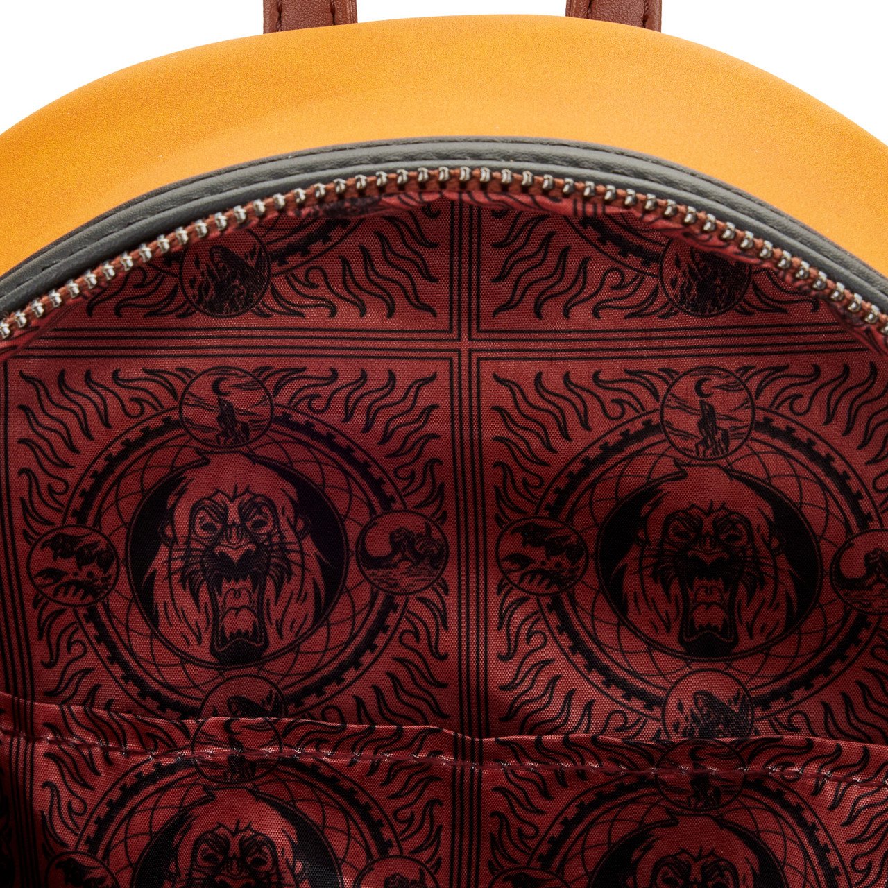 WDBK2382-LFDISNEYLIONKINGVILLAINSSCENESCARMINIBACKPACK0231INSIDE__98193.jpg