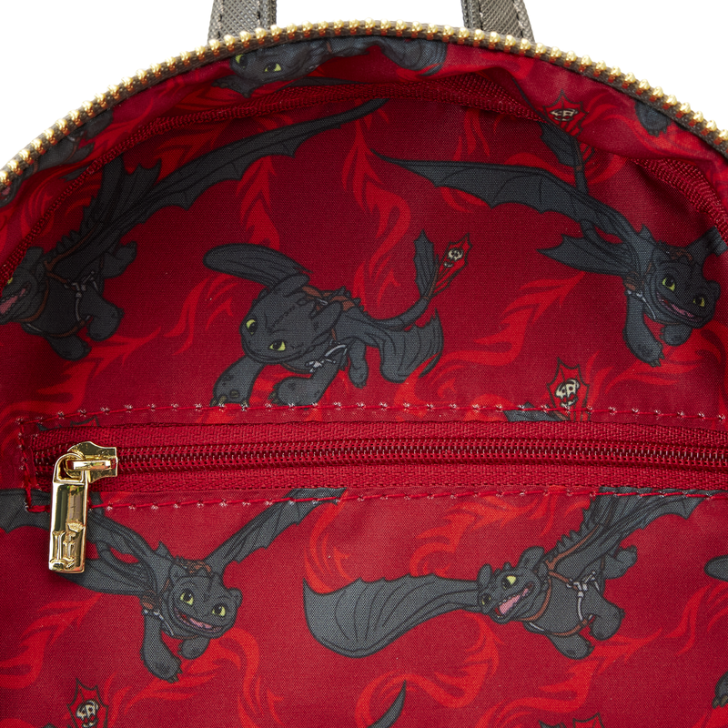 DWBK0006-LFDREAMWORKSHOWTOTRAINYOURDRAGONTOOTHLESSCOSPLAYMINIBACKPACK0033INSIDE copy.png