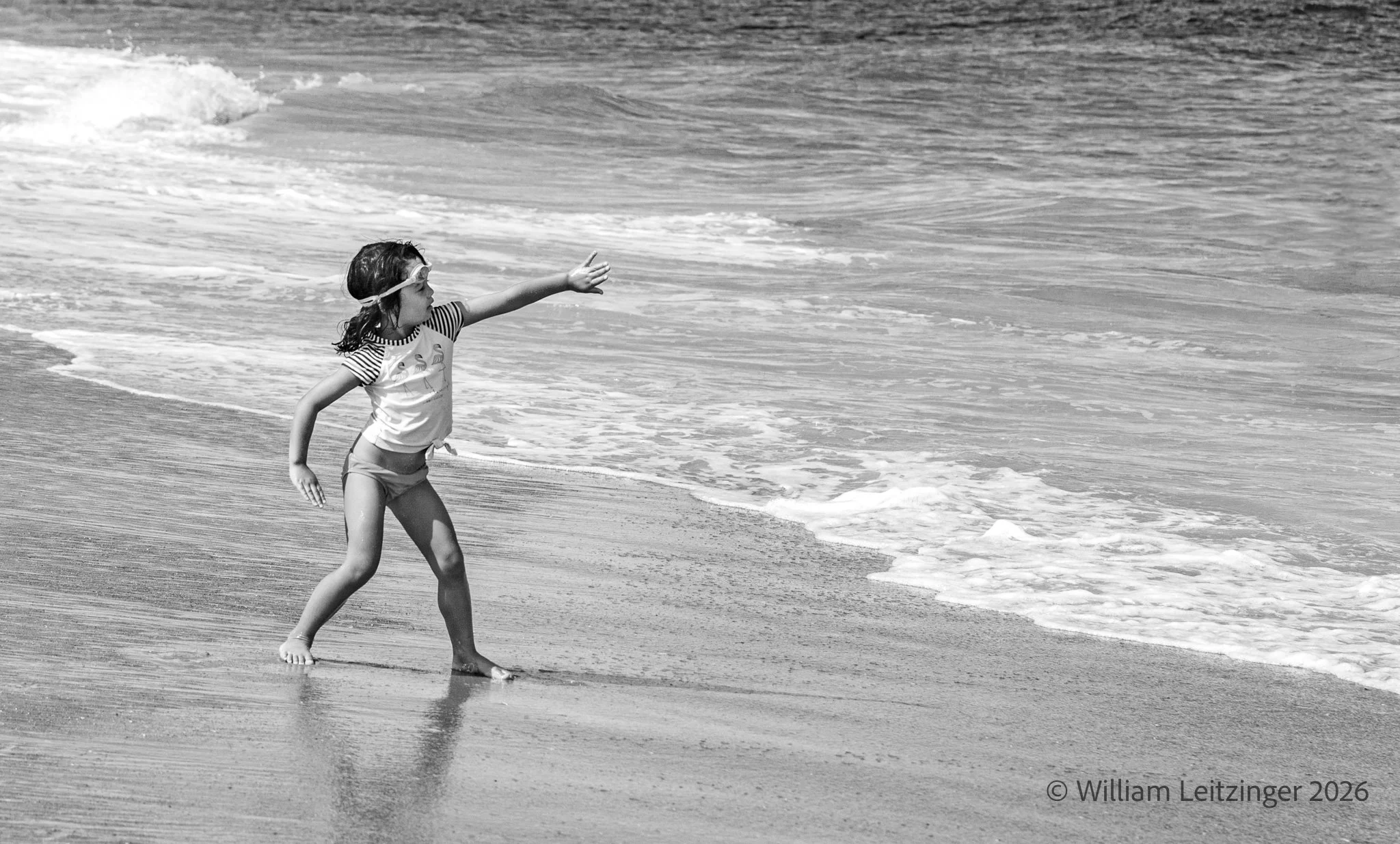 20190818-Family-Travel-DE-Bethany_Beach-Rebecca_Gehring_as_Wonderwoman-6301-B&W-Edit-(Copyright) copy.jpg