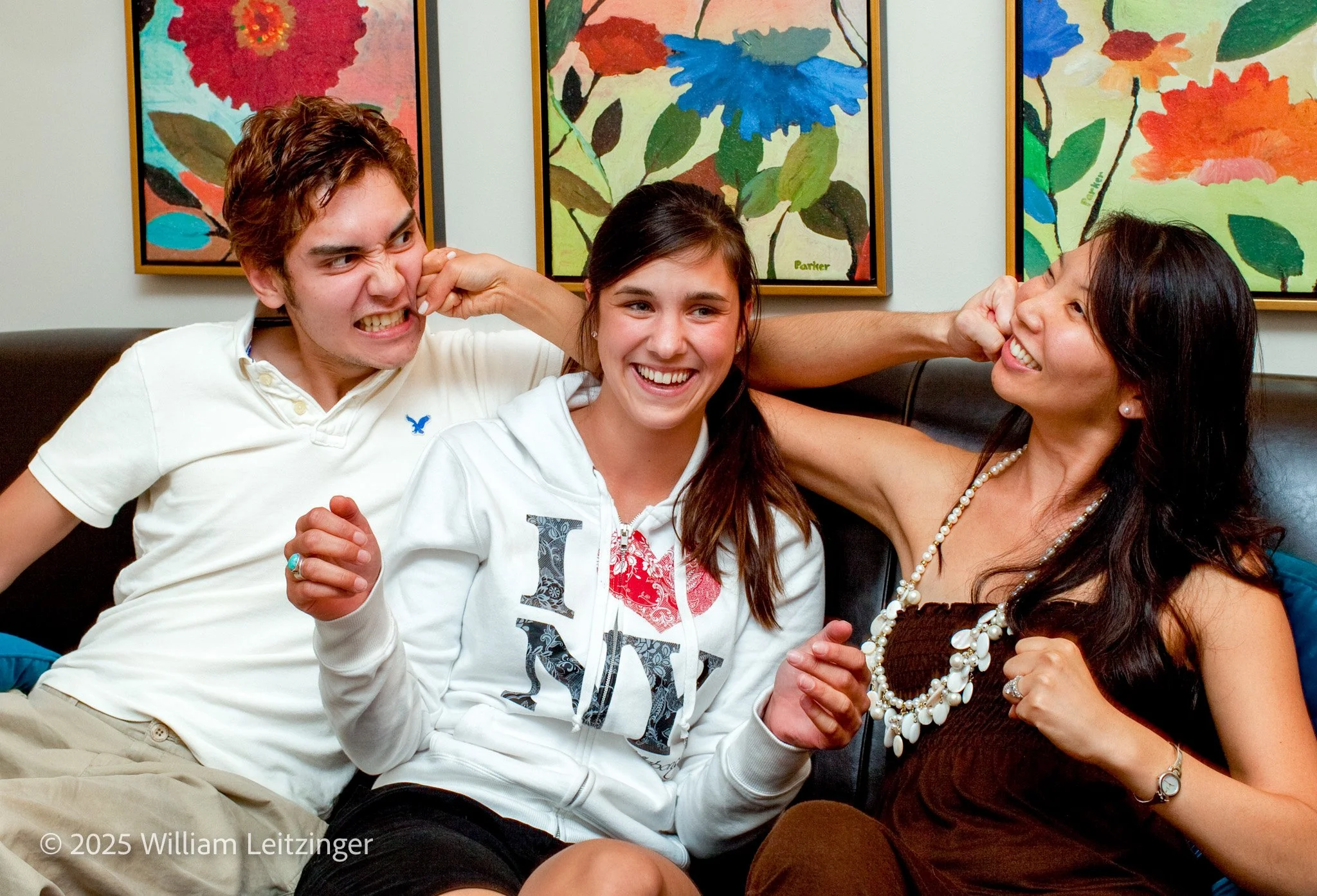 20100919-Family-VA-Herndon-Will_Leitzinger_Rebecca_Koenig_Tomoko_Azuma_Play_Punching-01.jpg
