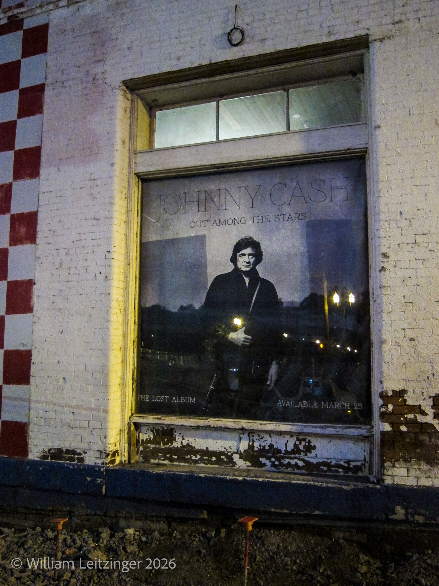 20140530-Urban-TN-Nashville-Johnny_Cash_Billboard_on_Building-17-(Copyright).jpg