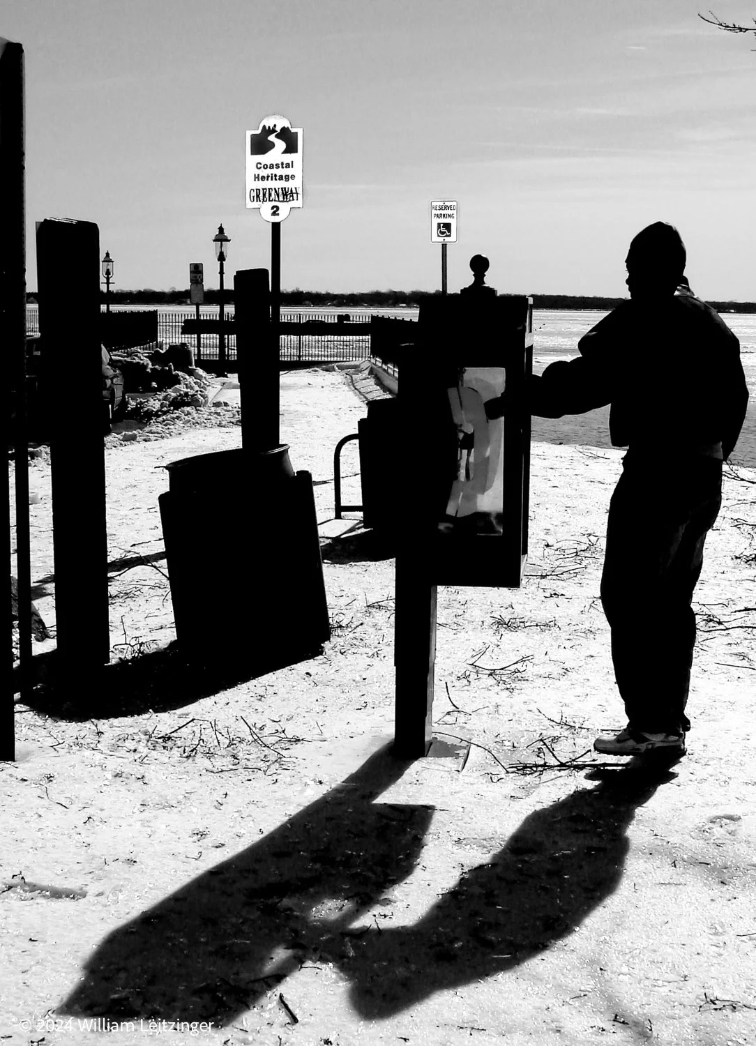 20070217-Man Hanging Up Phone - dodge & burn sign-(Copyright).jpg