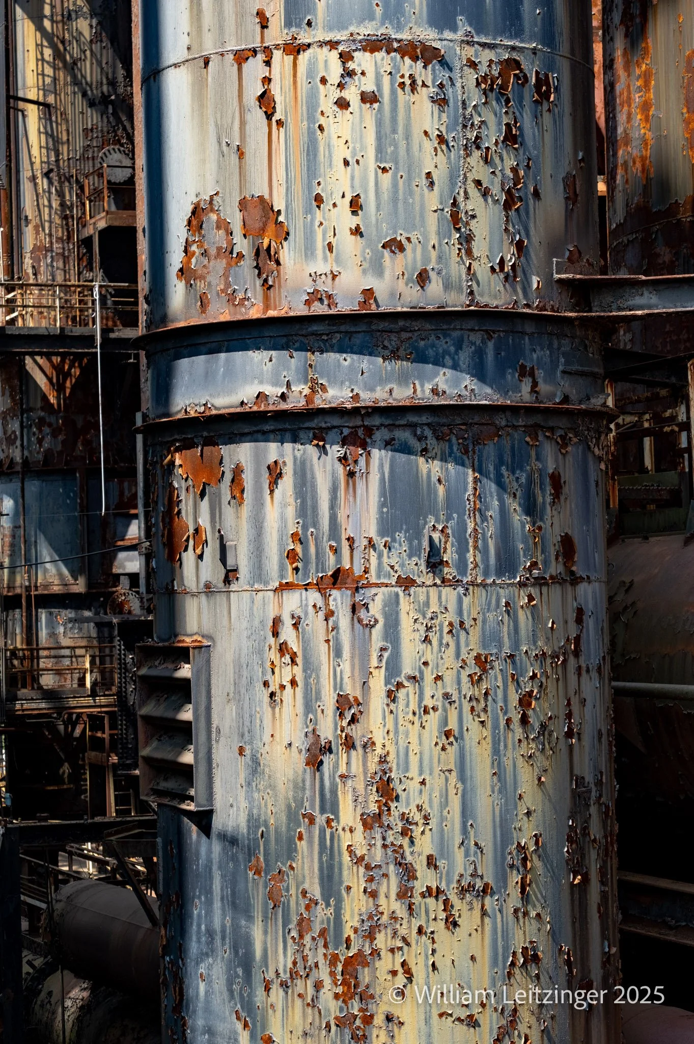 20230604-Urban-PA-Bethlehem-Rusty_Pipe-01-(Copyright).jpg