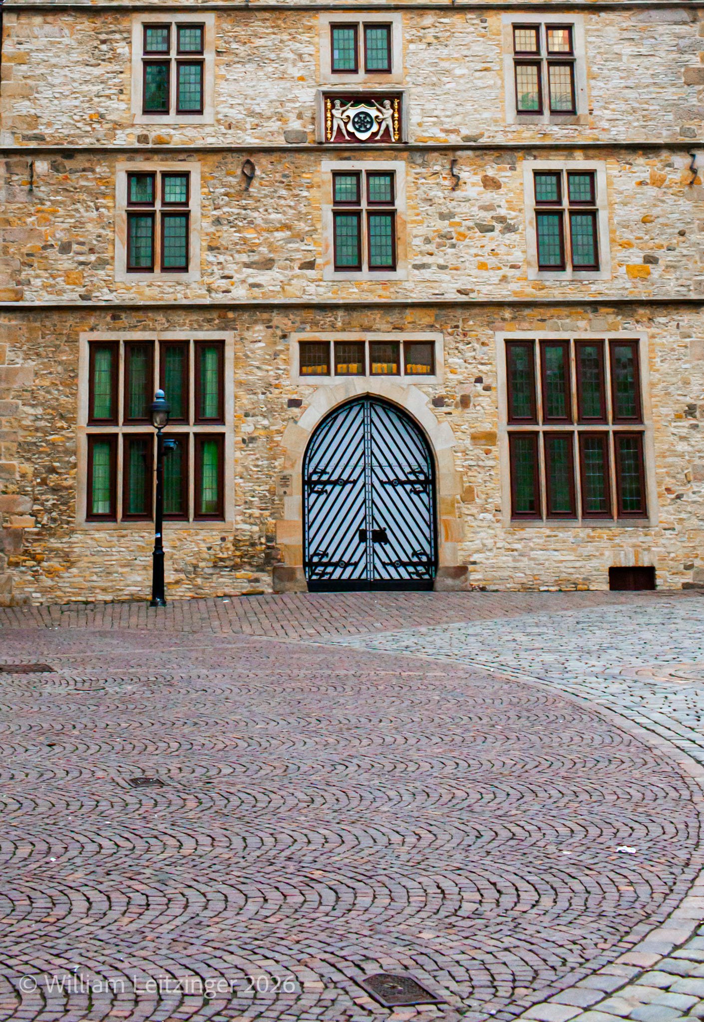 20101101-Travel-Germany-Osnabreuk-Building_with_Windows-3887-Edit-(Copyright).jpg