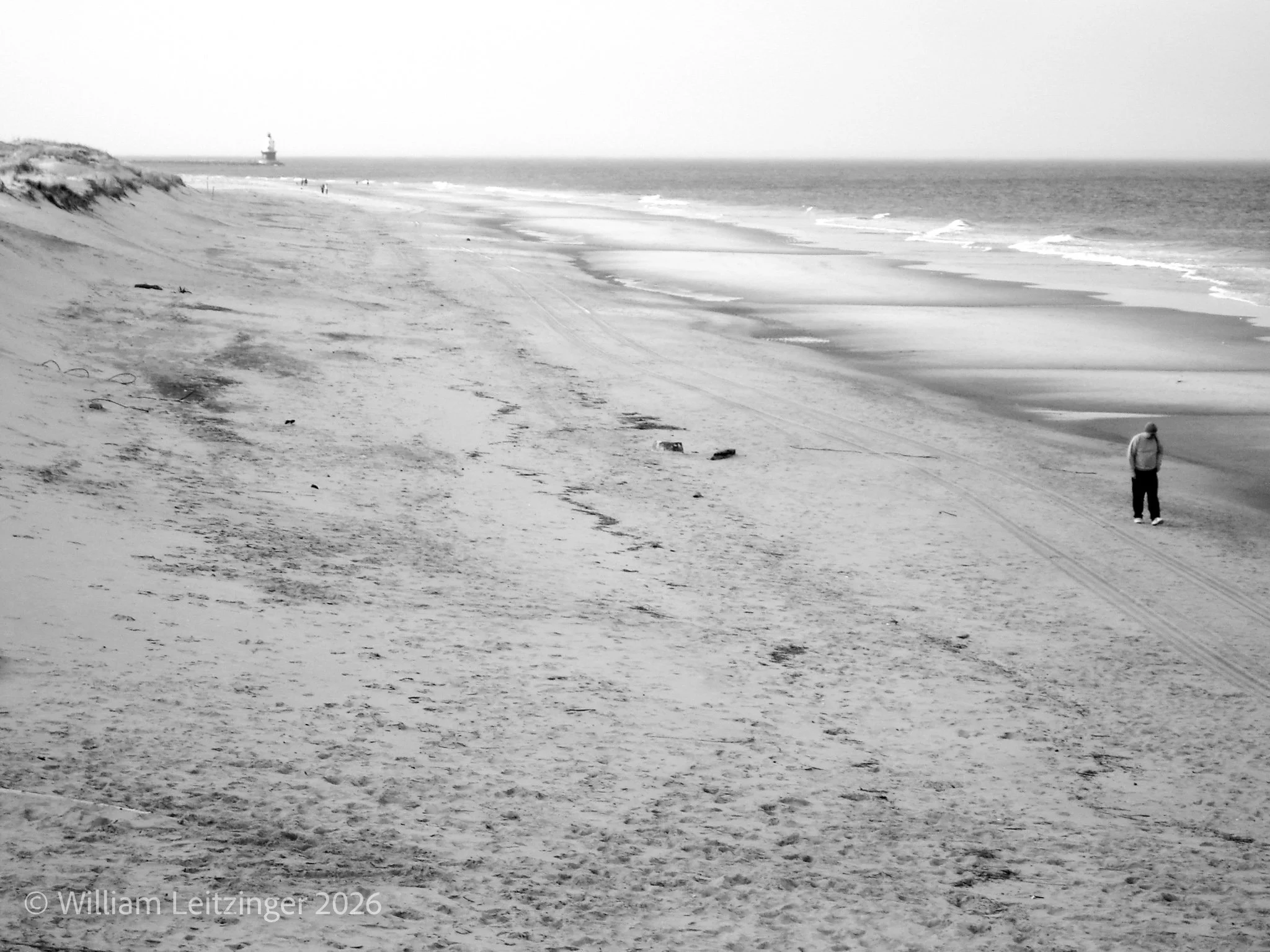 20070310-Beach-DE-Bethany_Beach-Lone_Person_Walking_the_Beach-8-B&W-Final_Edit-(Copyright).jpg