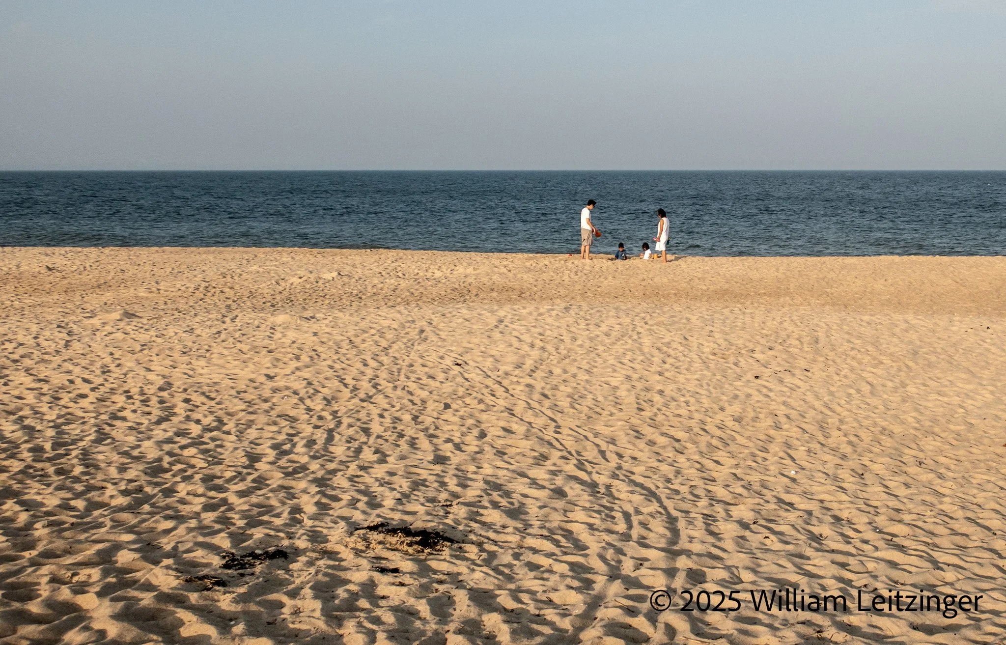 20180817-Vacation-DE-Bethany_Beach-Will,Brayden,Rebecca,Toshiko_on_the_Beach_Late_Afternoon_Sun-01-Edit-Final-(Copyright).jpg