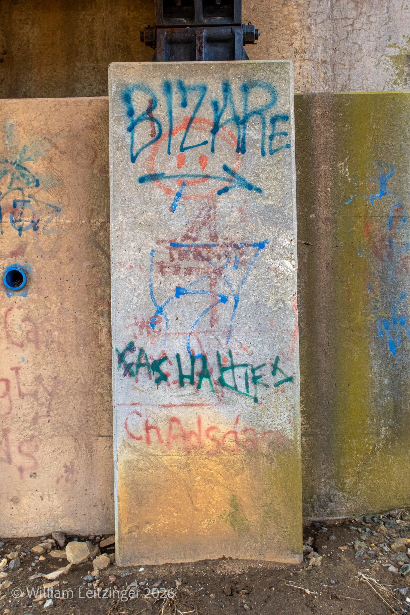 20170319-Abstract-Urban-DE-Middletown-Concrete_Wall_with_Graffiti-0106-Final_Edit.jpg