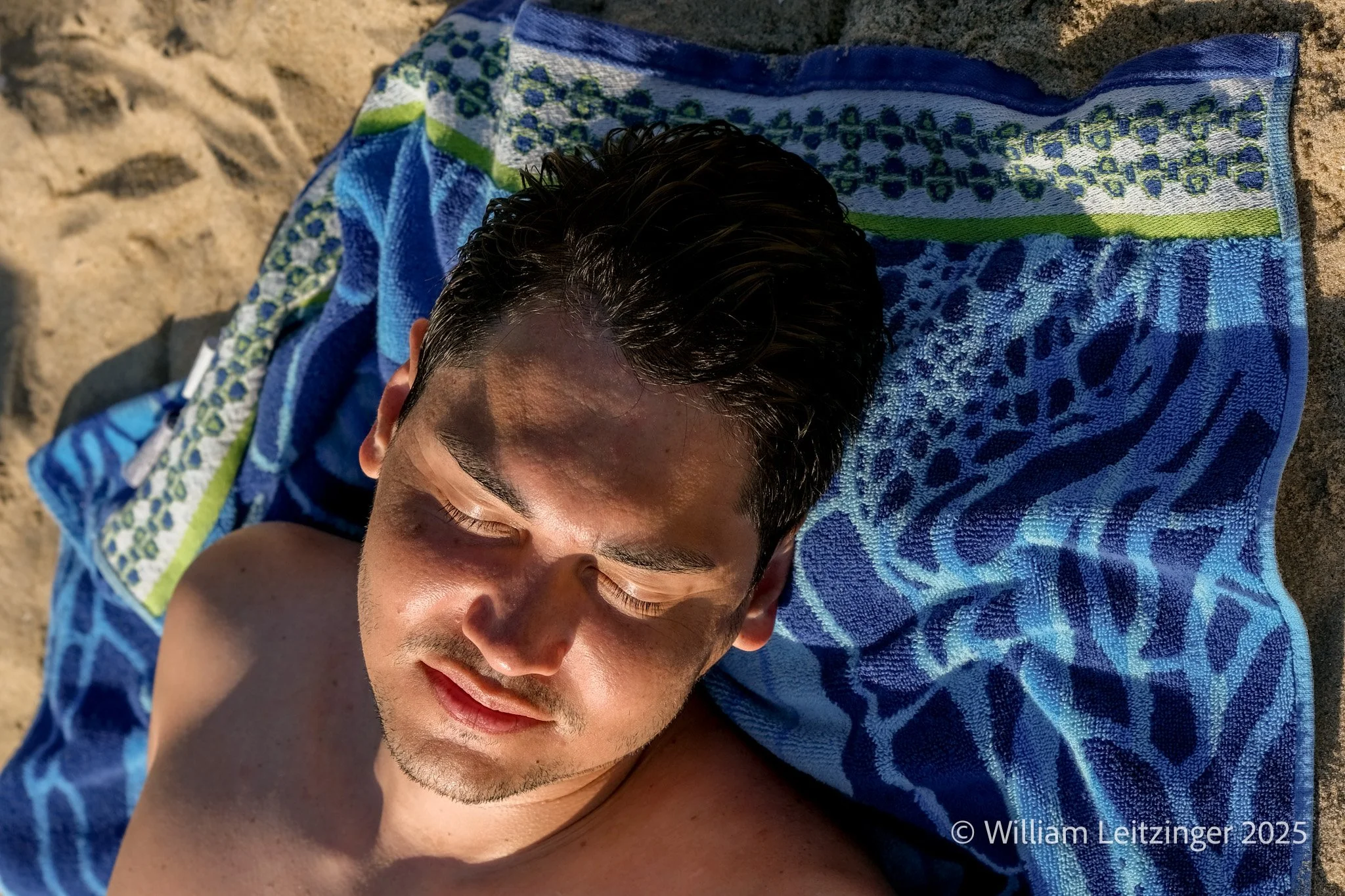 20230816-Portrait-DE-Bethany_Beach-Will_Leitzinger_Sunbathing-01-(Copyright).jpg