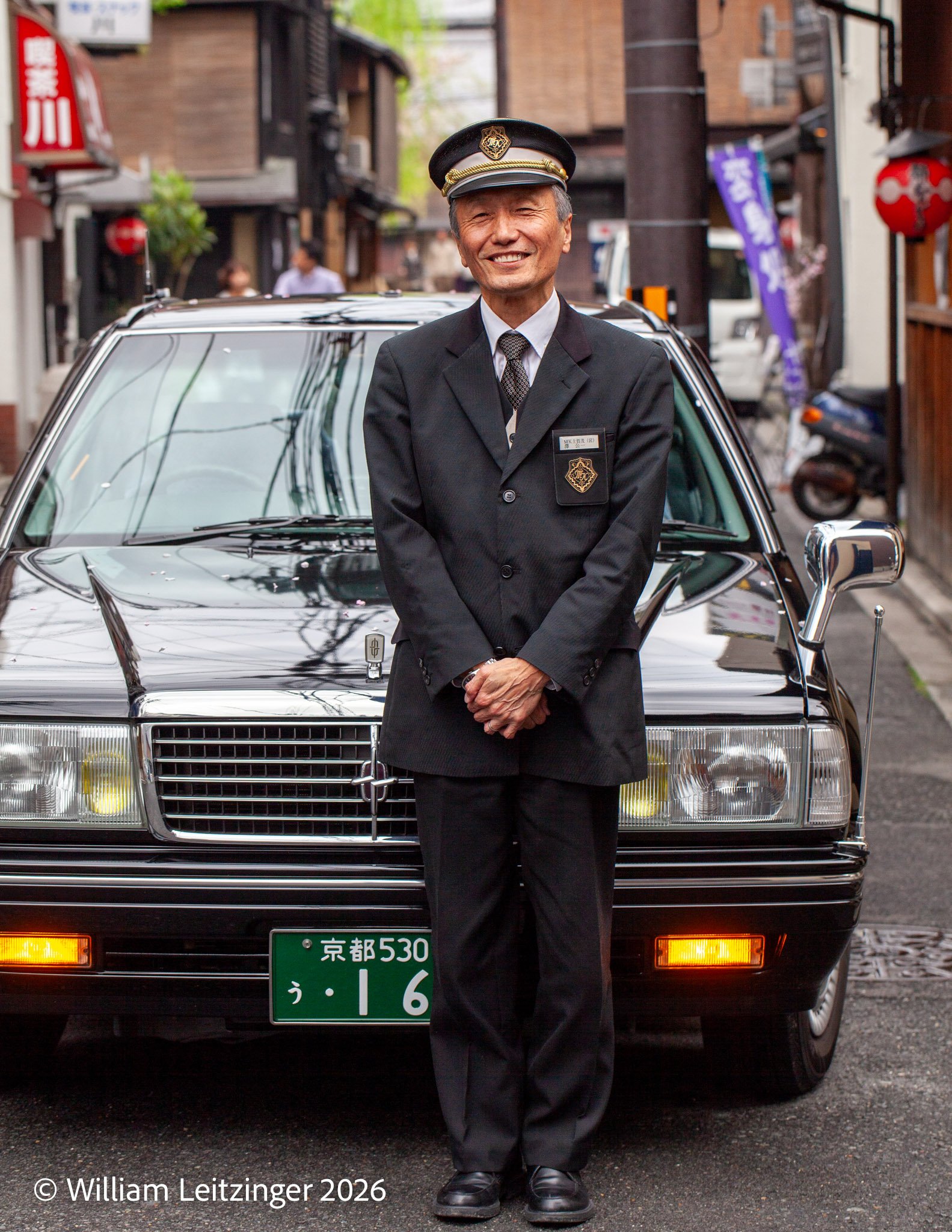 20100413-Urban-Travel-Portrait-Japan-Smiling_Taxi_Driver-2572-Final_Edit-Cropped_8.5x11-(Copyright) copy.jpg