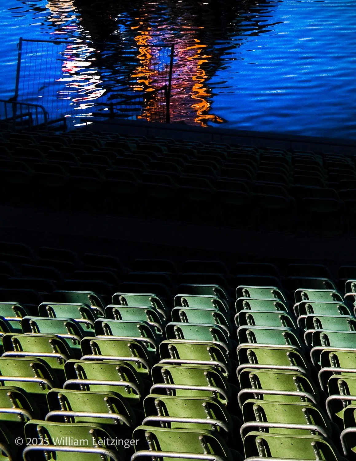 20101109-Urban-Austria-Bregenz-Seats_&_Water-01-(Copyright).jpg