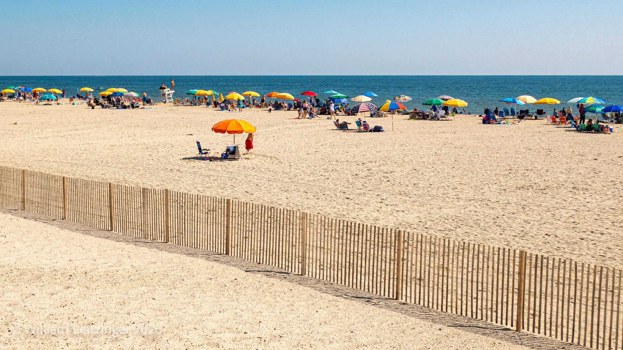 20180824-Landscape-Seashore-Travel-DE-Bethany_Beach-Beach_Umbrellas_&_Fence-01-(Copyright).jpg