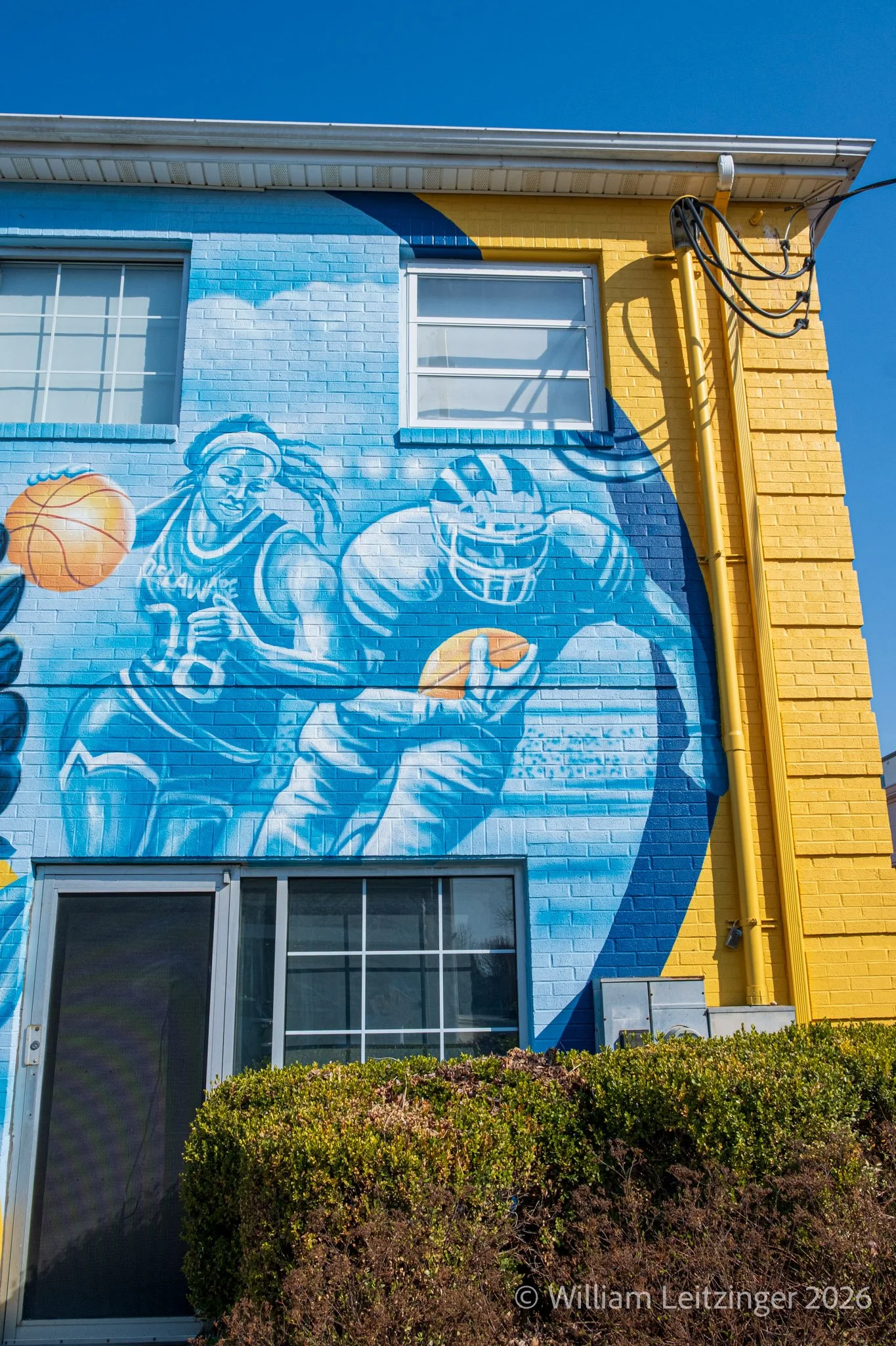 20260326-Art-Urban-DE-Newark-Painting_on_Building-01-(Copyright).jpg