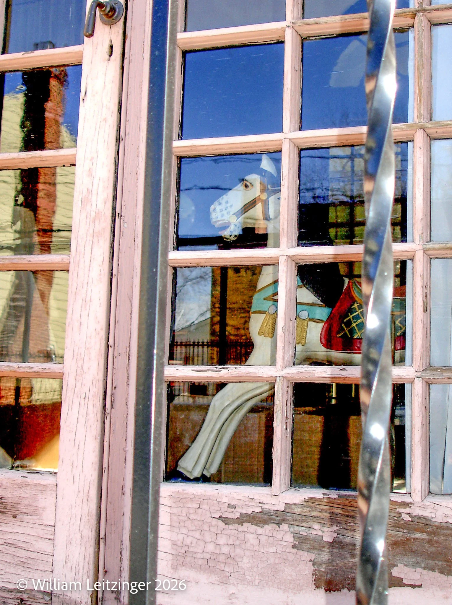 20070217-Urban-DE-New_Castle-Rocking_Horse_in_Window-42-(Copyright).jpg