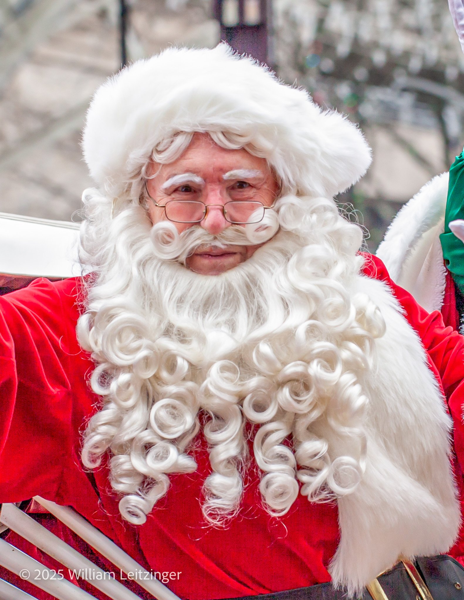 20161125-Portrait-Event-VA-Reston-Santa_Claus_at_Christmas_Parade-01-8x11_Edit-Final-Final-(Copyright).jpg