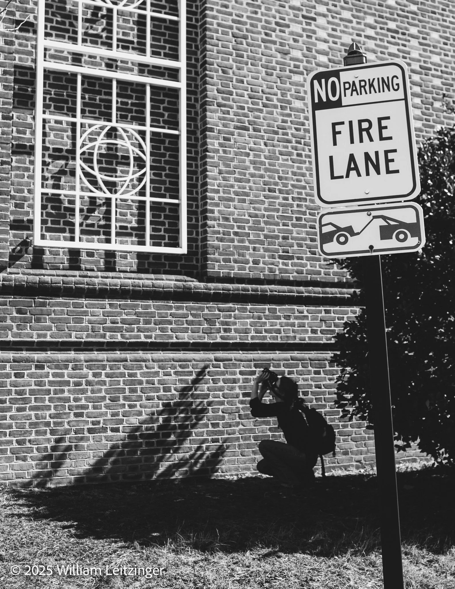 20110225-Abstract-High_Contrast-DE-Dover-Photographer_Taking_Photograph-01-B&W-Cropped_8x11-(Copyright) copy.jpg