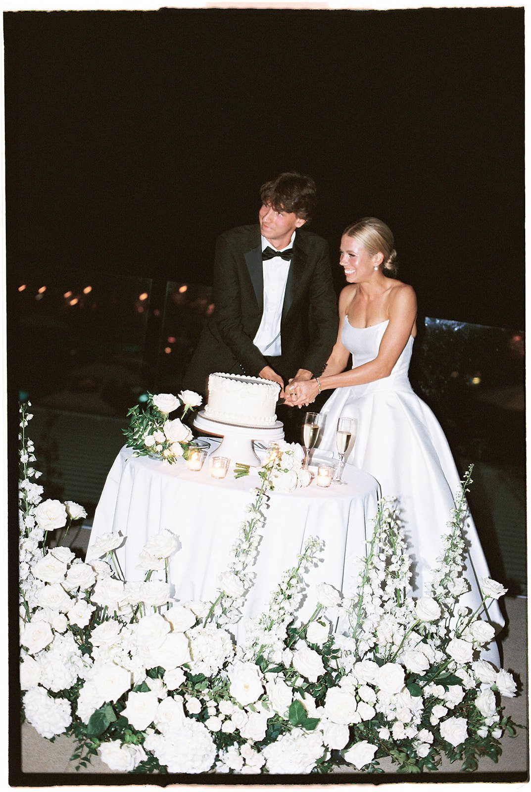 MODERN, ROMANTIC, BEACHSIDE WEDDING AT THE LUXURY L'AUBERGE DEL MAR RESORT, SAN DIEGO ON DIGITAL &amp; FILM