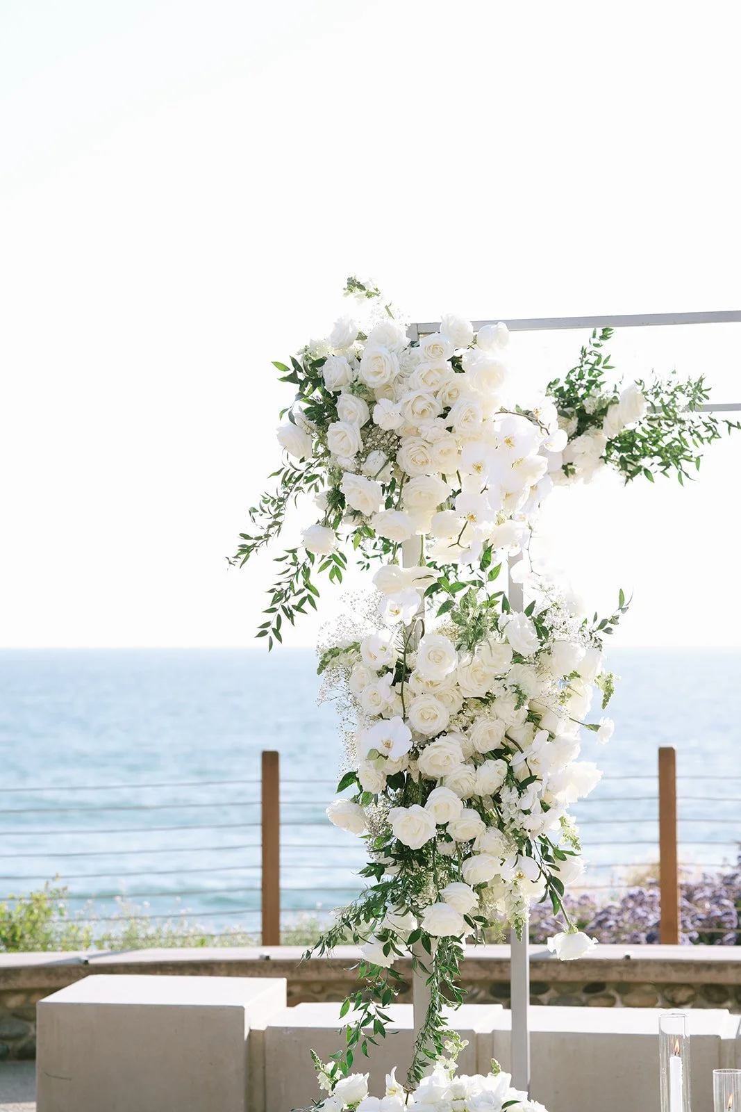 ceremony arch white roses chuppah jewish tradition symbol