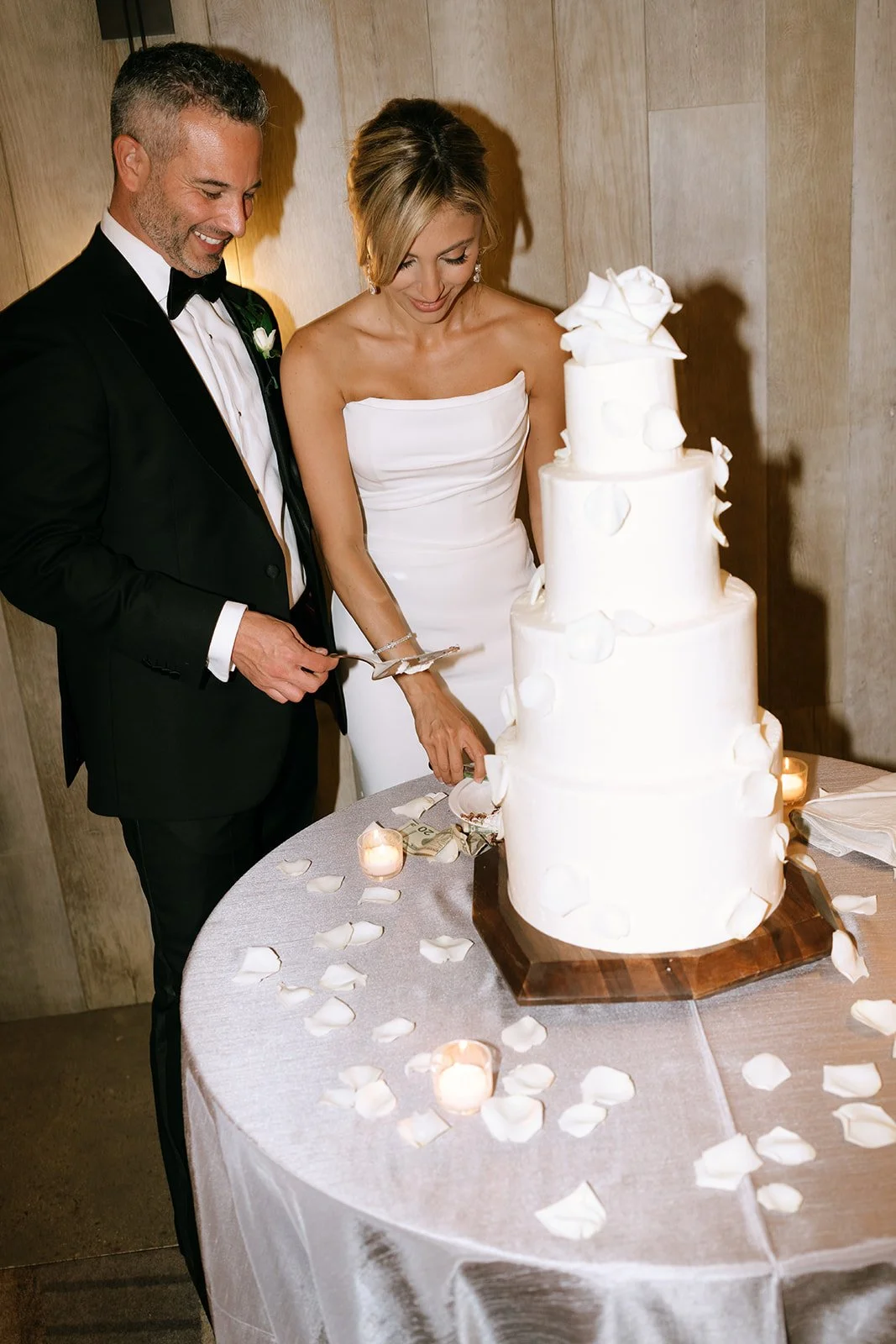 cake cutting modern luxury minimalist maximalist editorial wedding photos