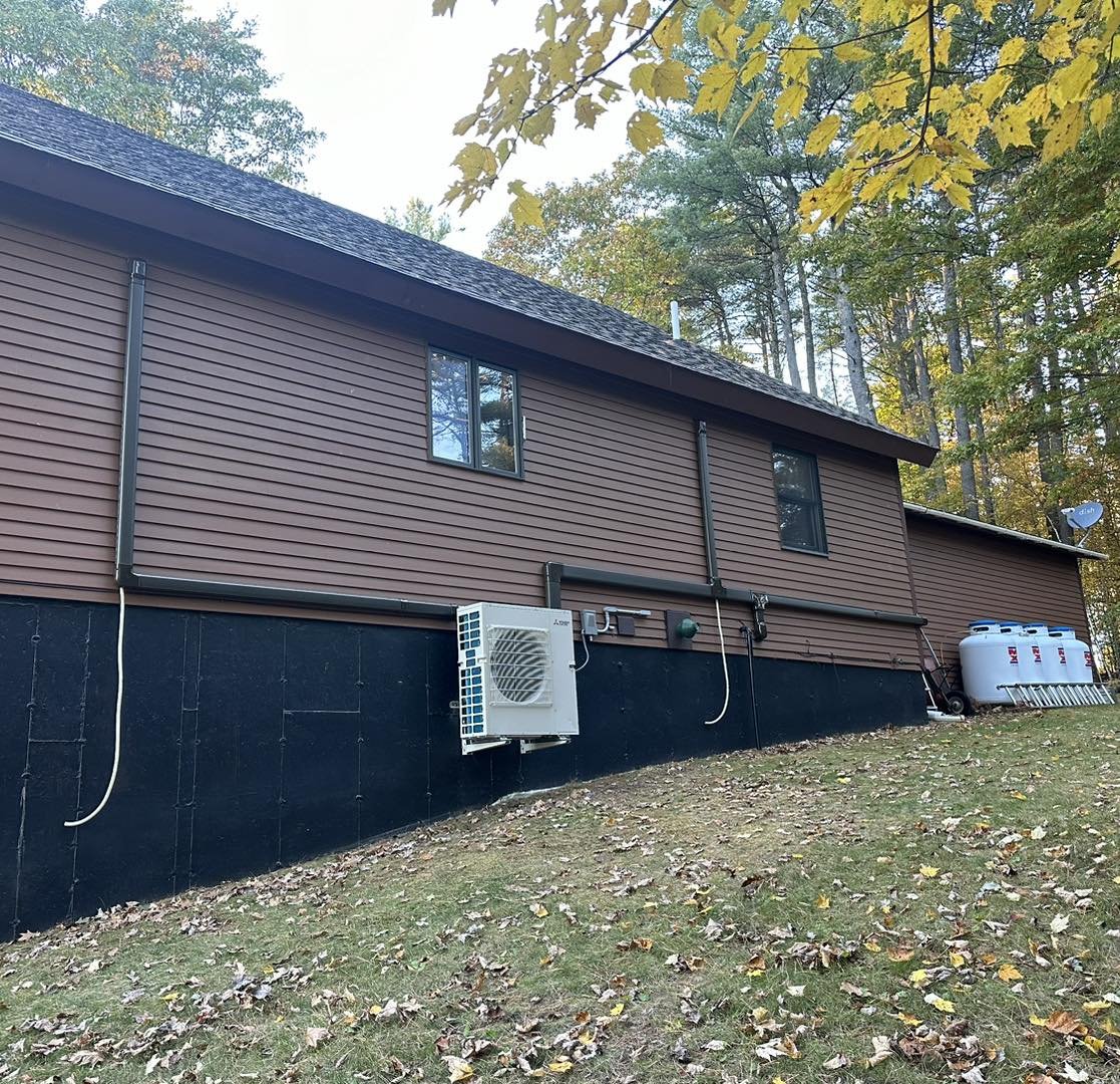 Check out this beautiful vacation home on Long Pond in Willsboro that now has a four-head Mitsubishi Electric Trane US heat pump/AC system! Now each bedroom can be set to its own temperature while still saving money on heating and cooling costs.