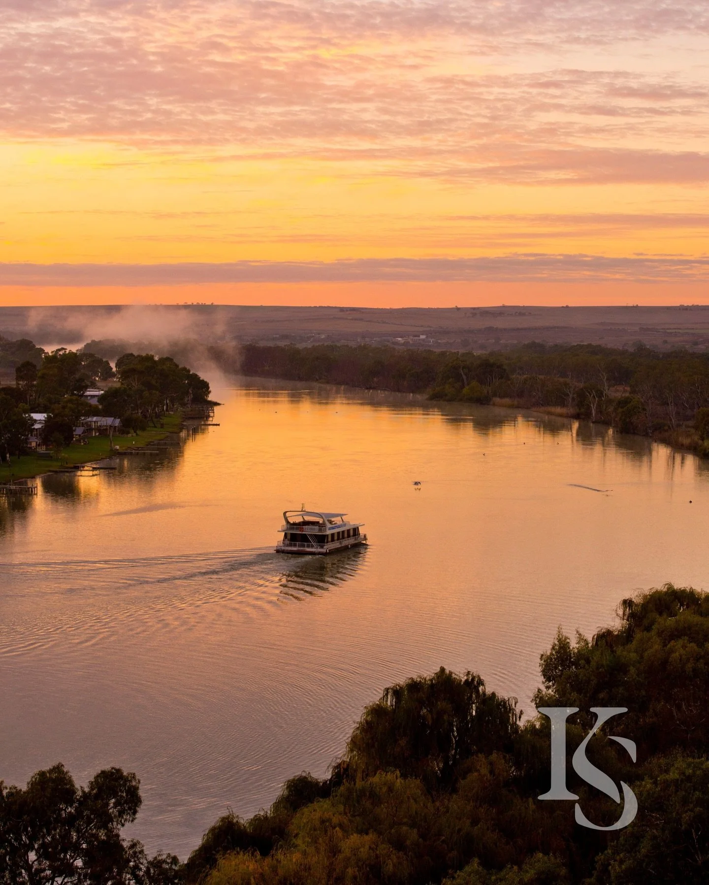 SALE // 📍Younghusband

Land opportunities now available in the riverside community of Younghusband. Generous allotments located just moments from the Murray River and Younghusband Boat Ramp, offering a peaceful river setting with space to create you