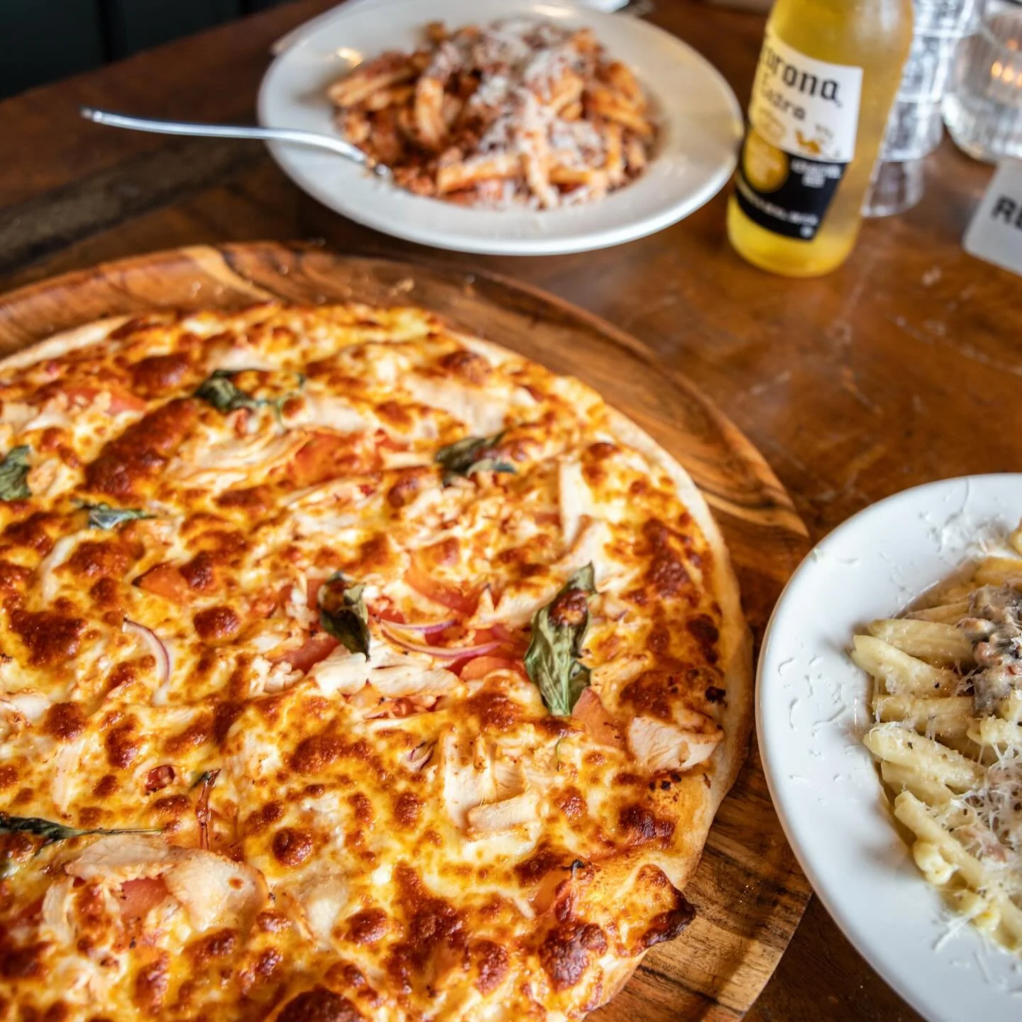 Pizza and pasta heaven &hearts;️

Order or book online via the link in bio✌🏼

#centrepointpizzakiama #pizzaandpasta #saturdaynightfeed #foodies #kiama #nsw #southcoasteats