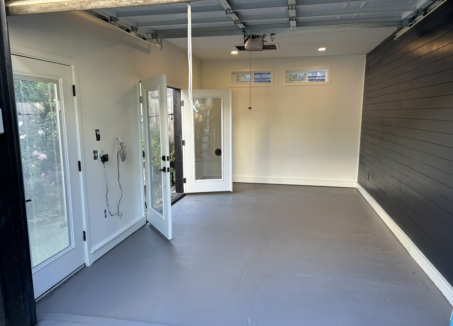 Garage Office.jpg