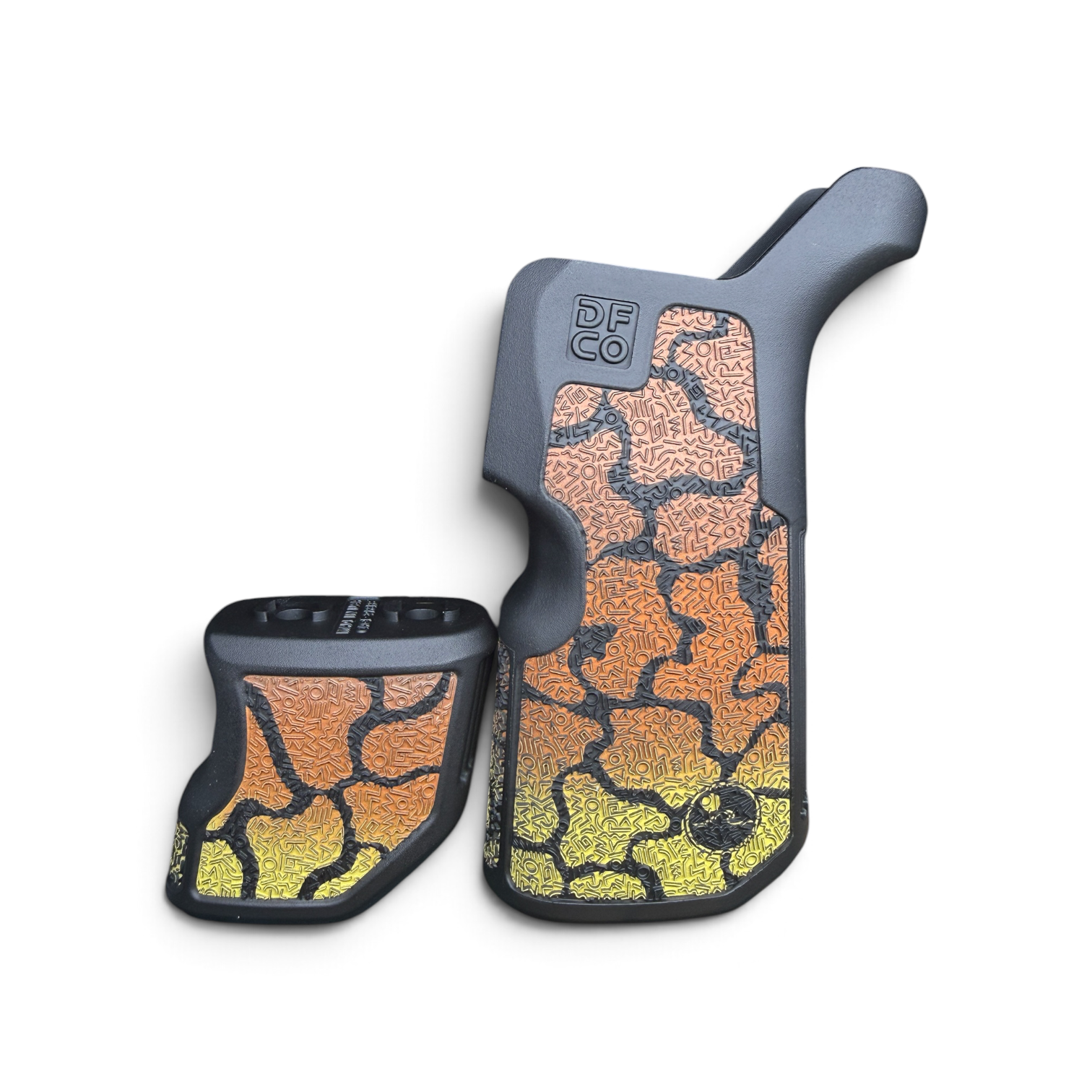 Duck Tails Die Free Co. Grip.png