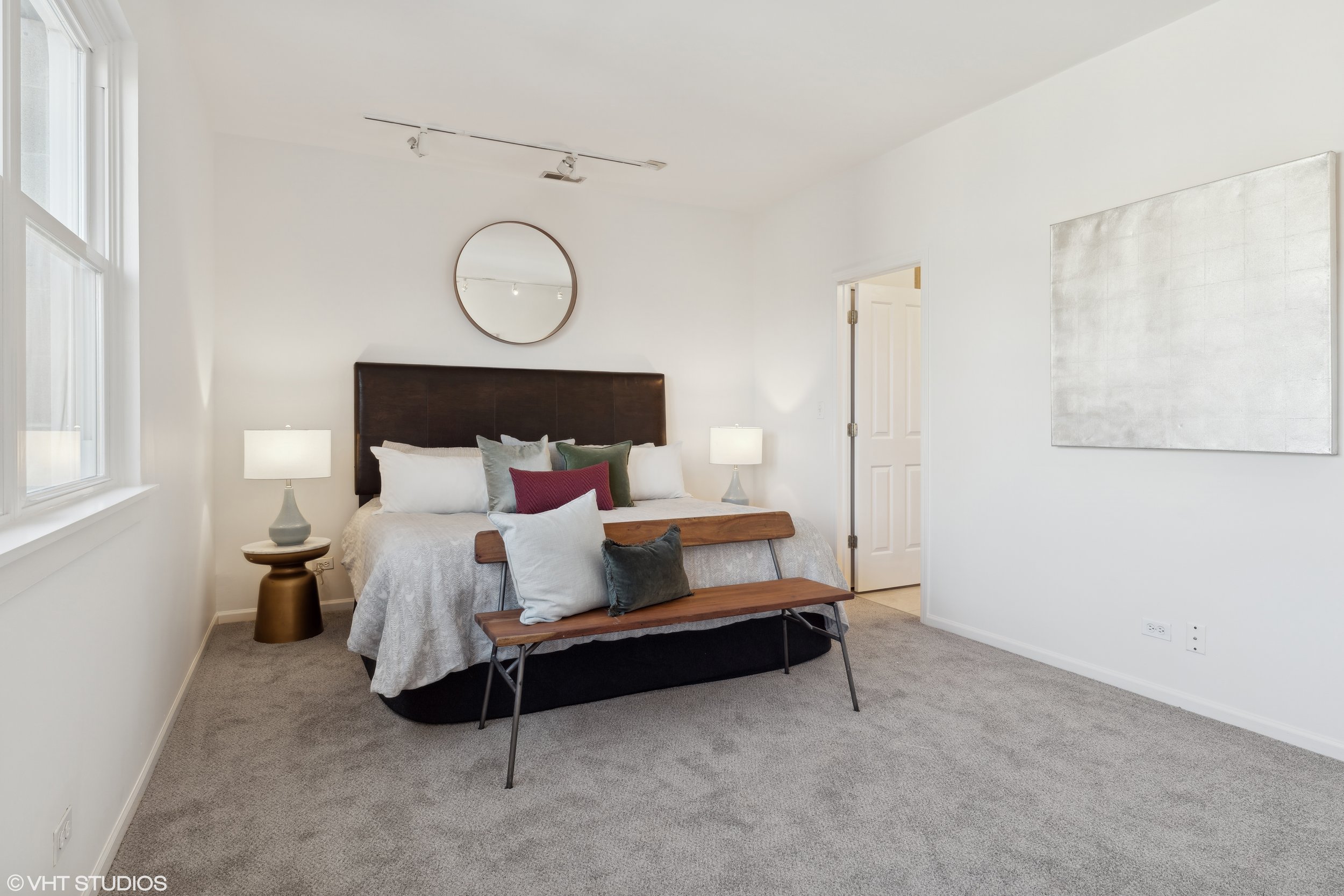 11_938WGeorgeSt_Unit3_178001_PrimaryBedroom_HiRes.jpg